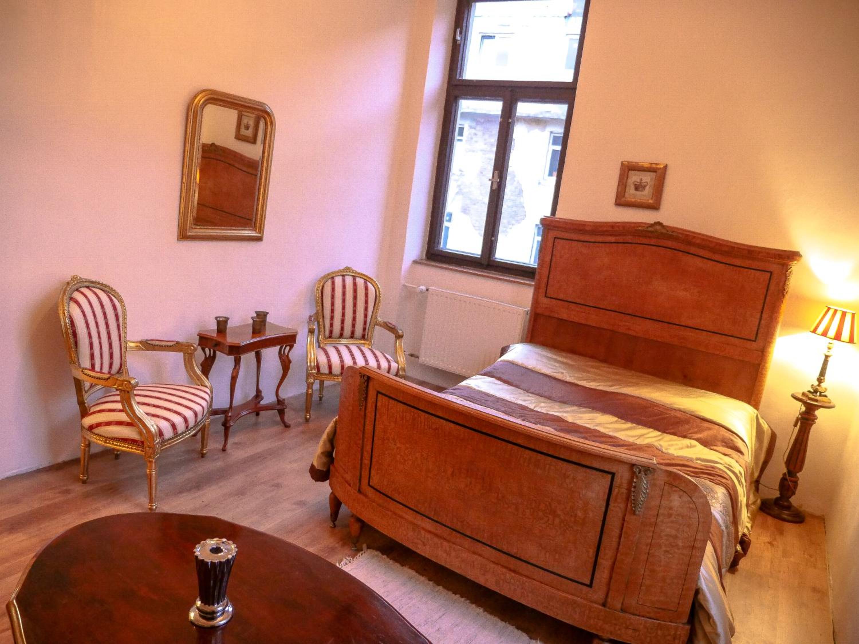 Deluxe Double Or Twin Room photo 1