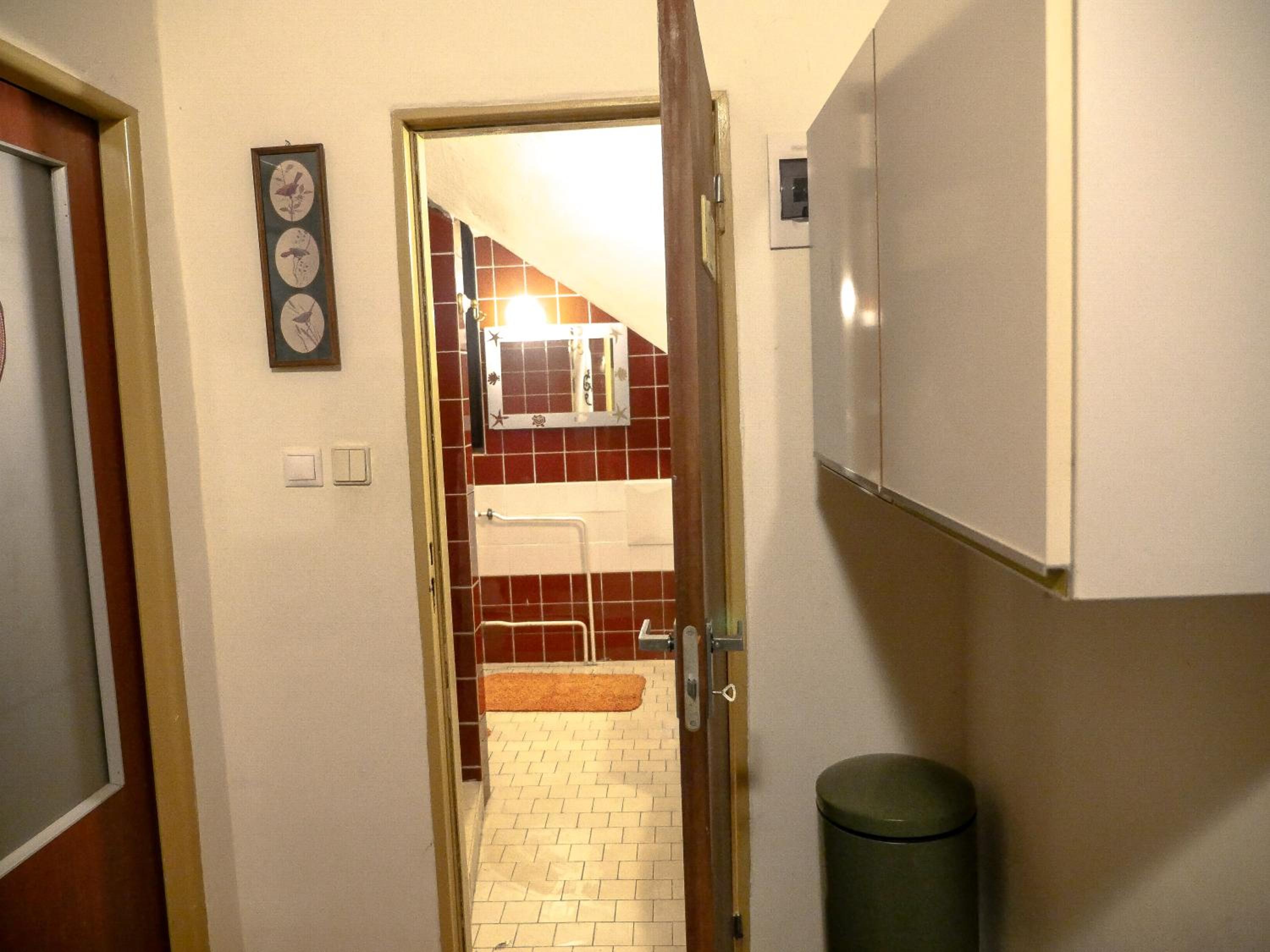 Single Room photo 2
