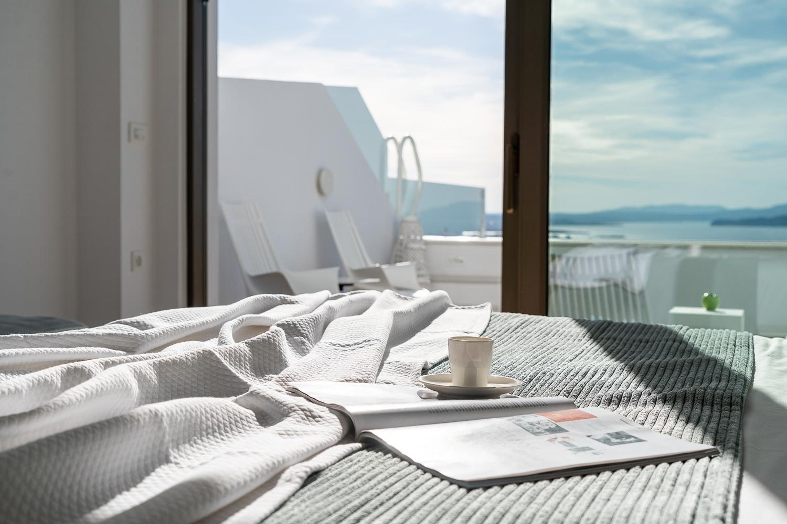 Executive Room with Sea View and Private Pool - Photo 40