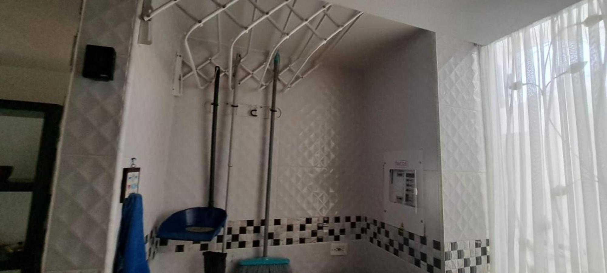 Three-Bedroom Apartment With Mountain View photo 3