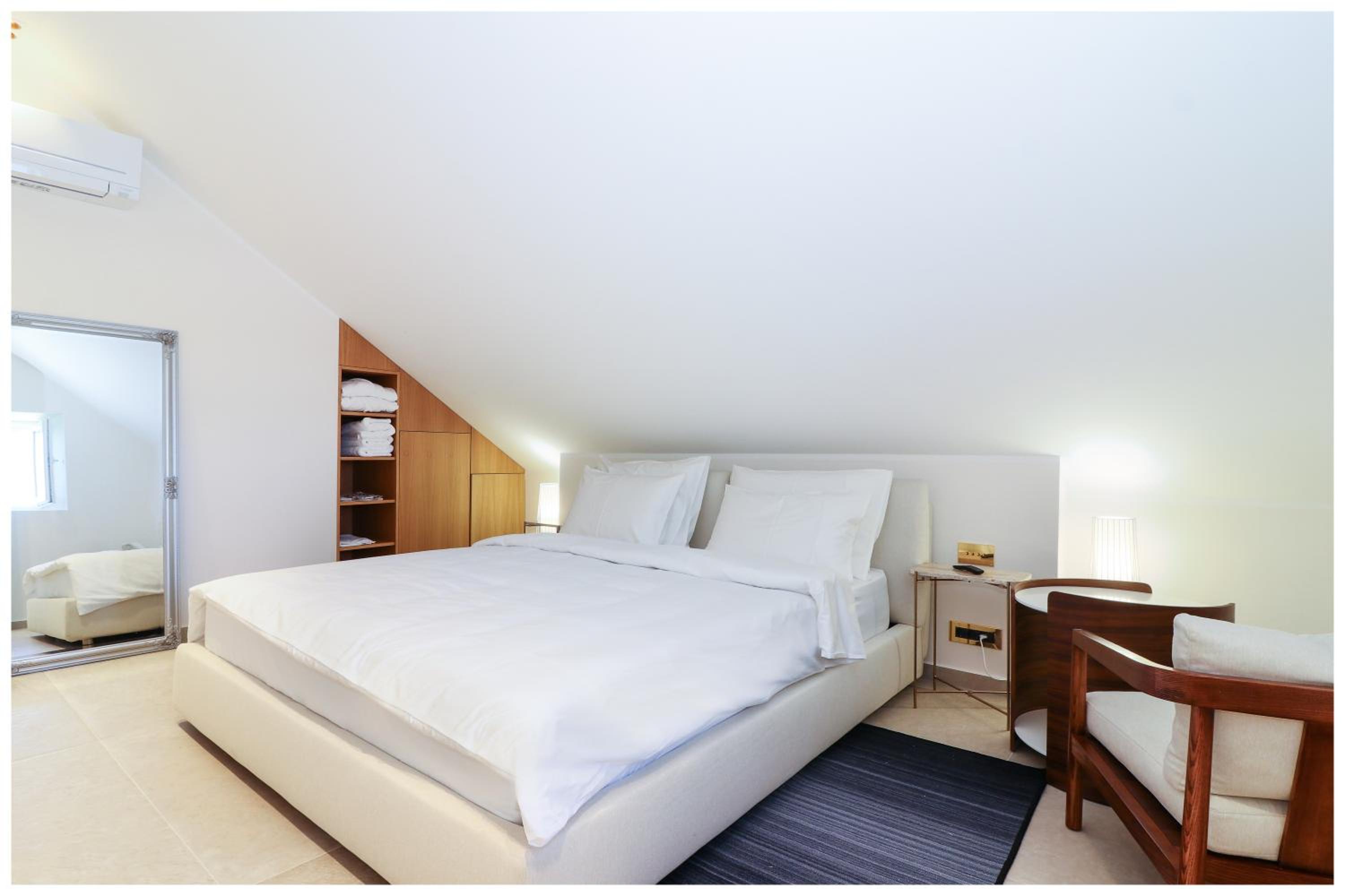 Two-Bedroom Apartment with Sea View photo 3
