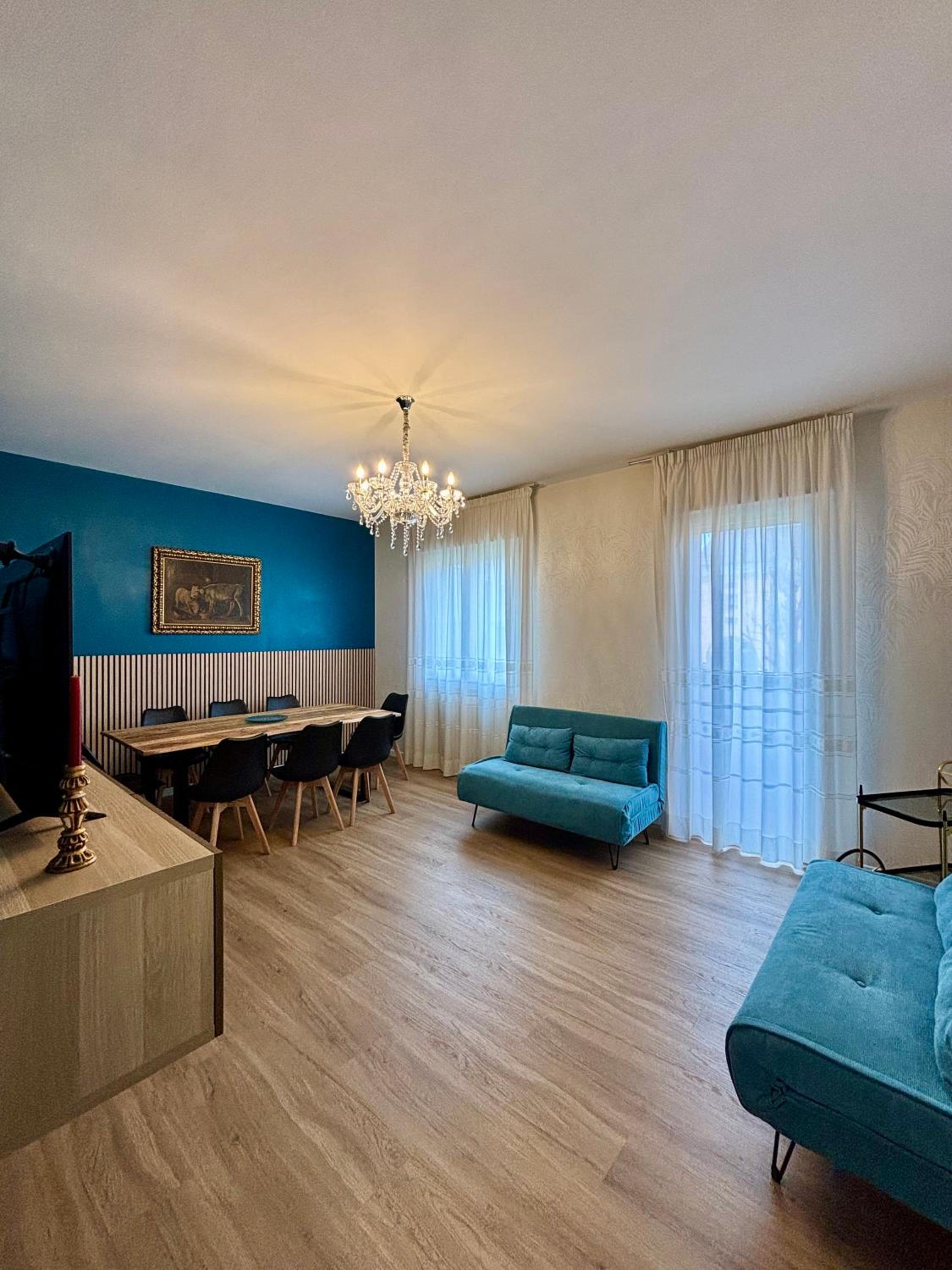 Three-Bedroom Apartment photo 1