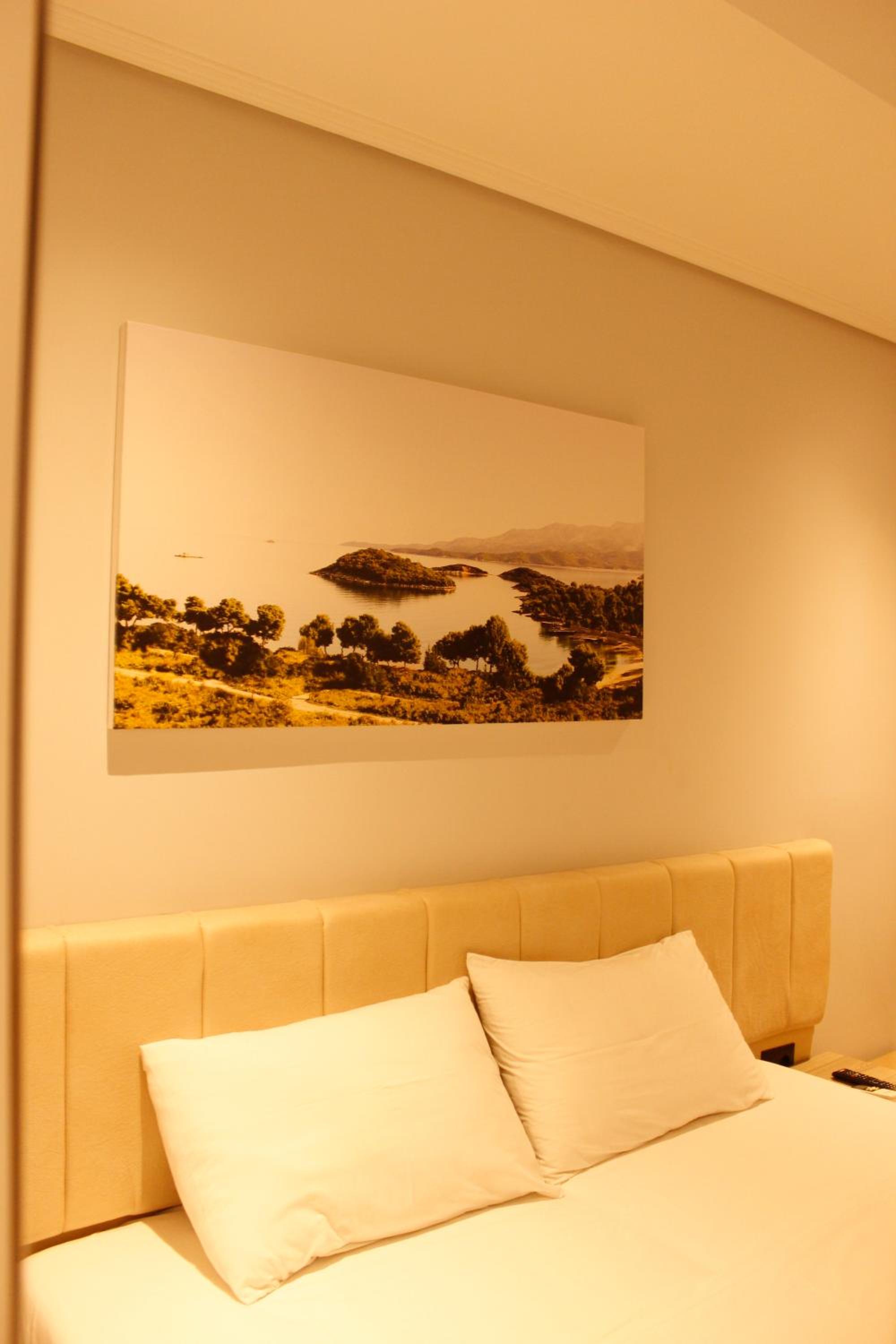 Budget Double Room photo 1