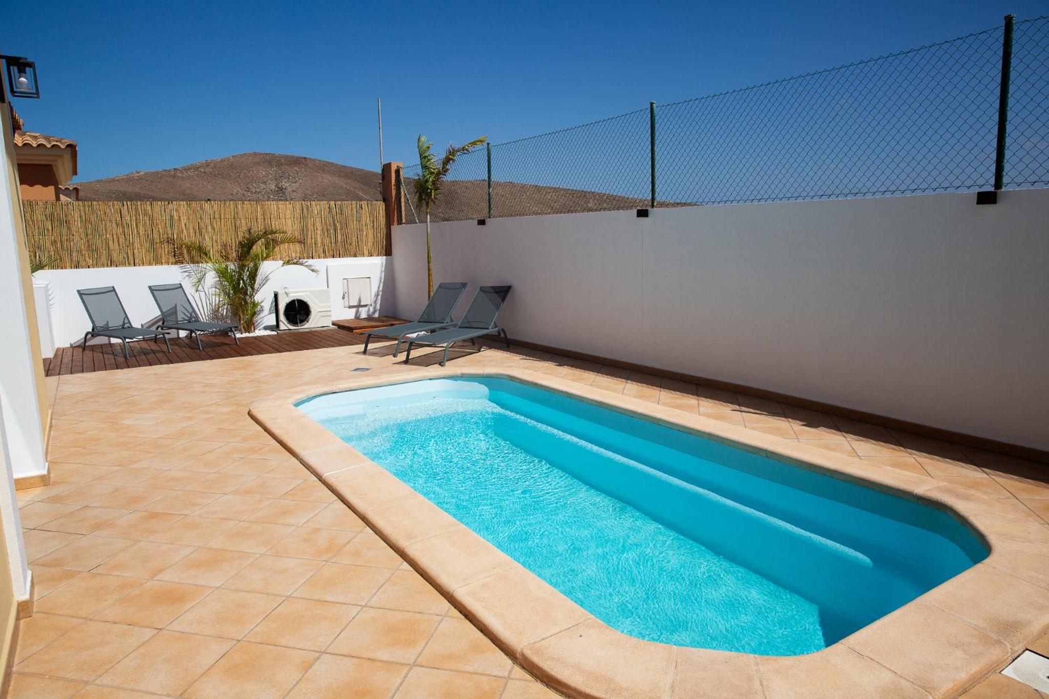 Three-Bedroom Villa photo 3