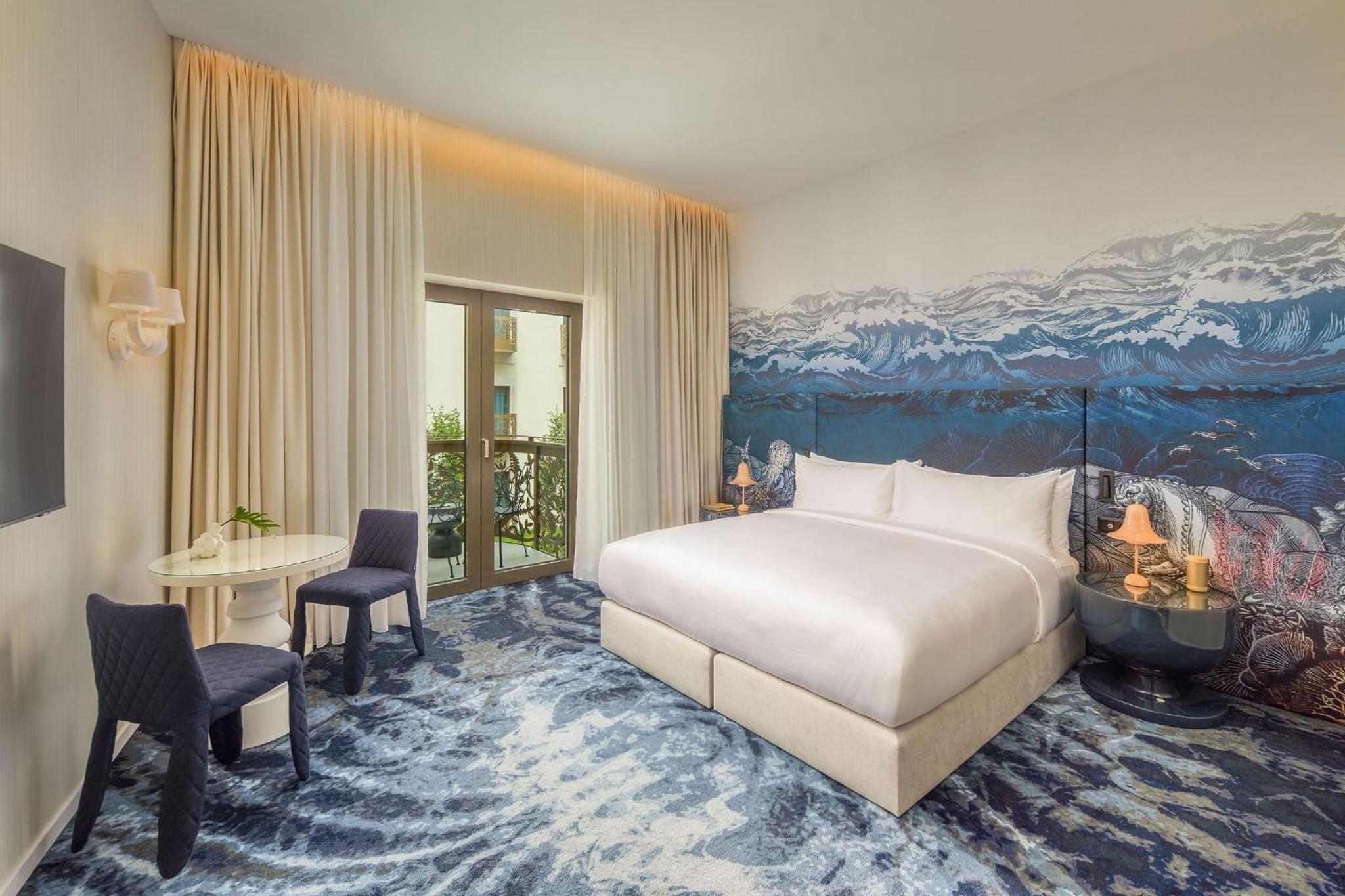Premium King Room with Garden View and Furnished Balcony