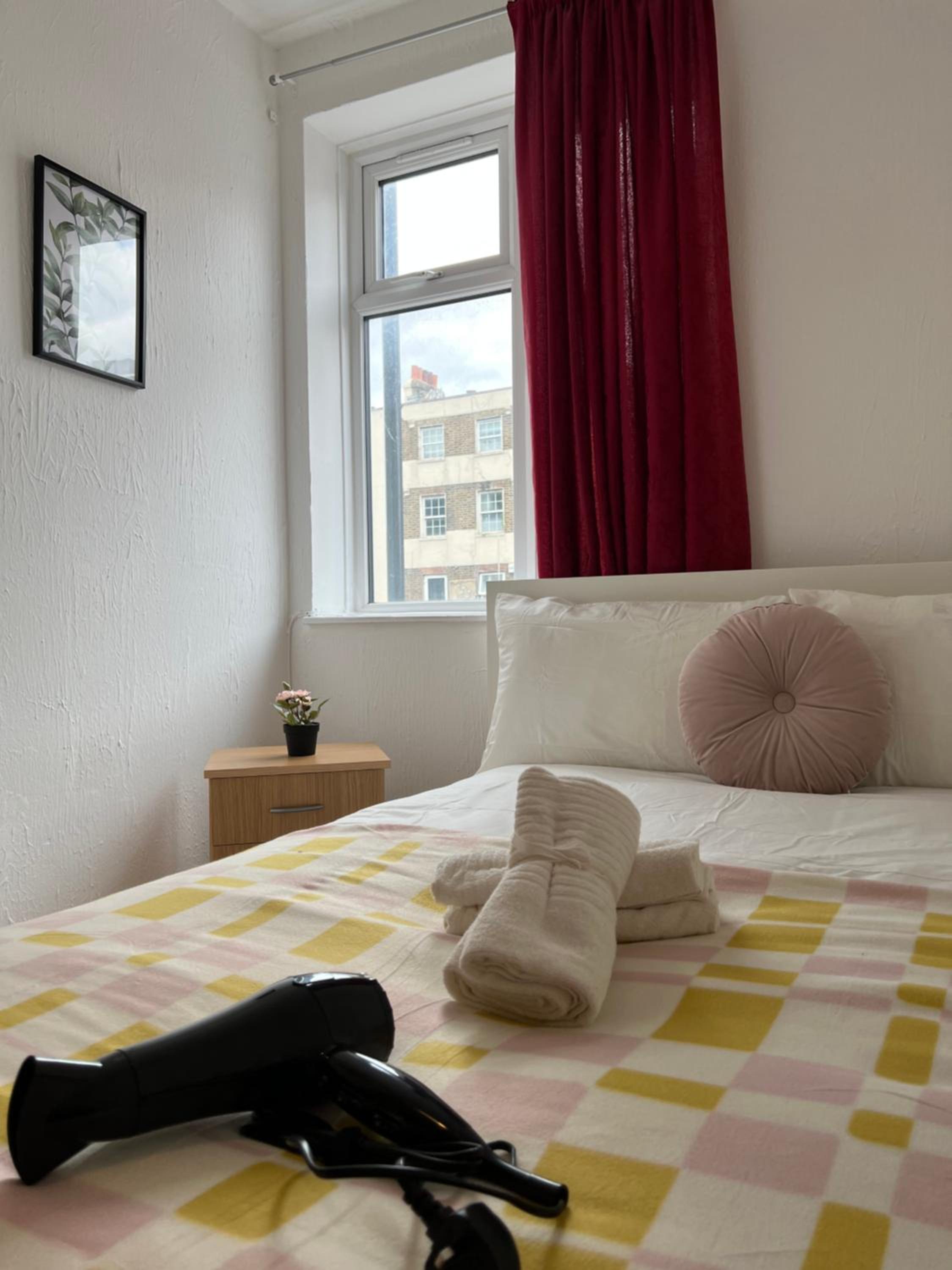 Budget Double Room photo 2