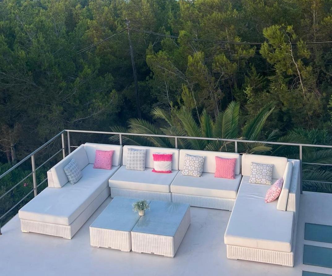 Villa photo 3