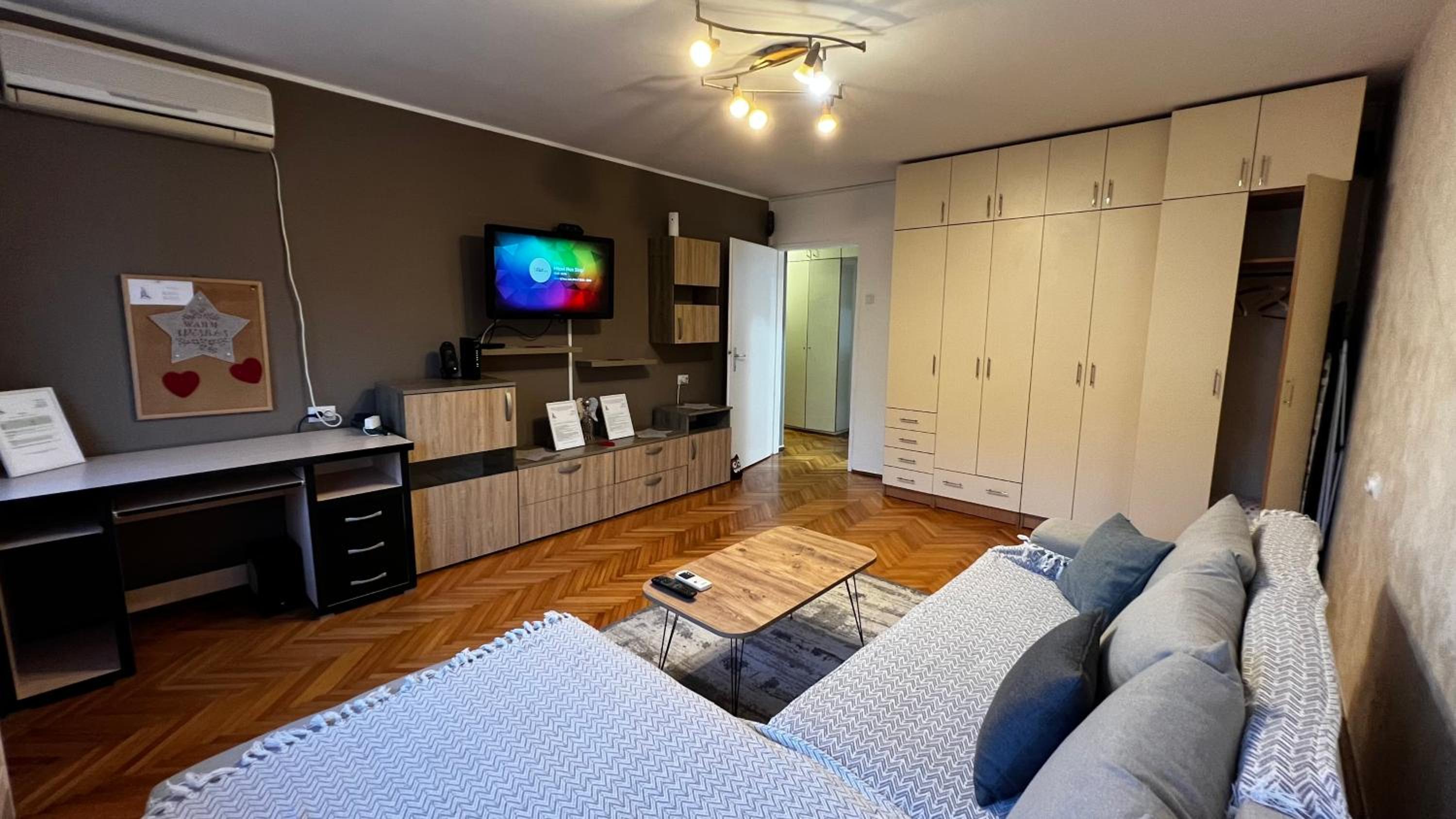 Two-Bedroom Apartment photo 2