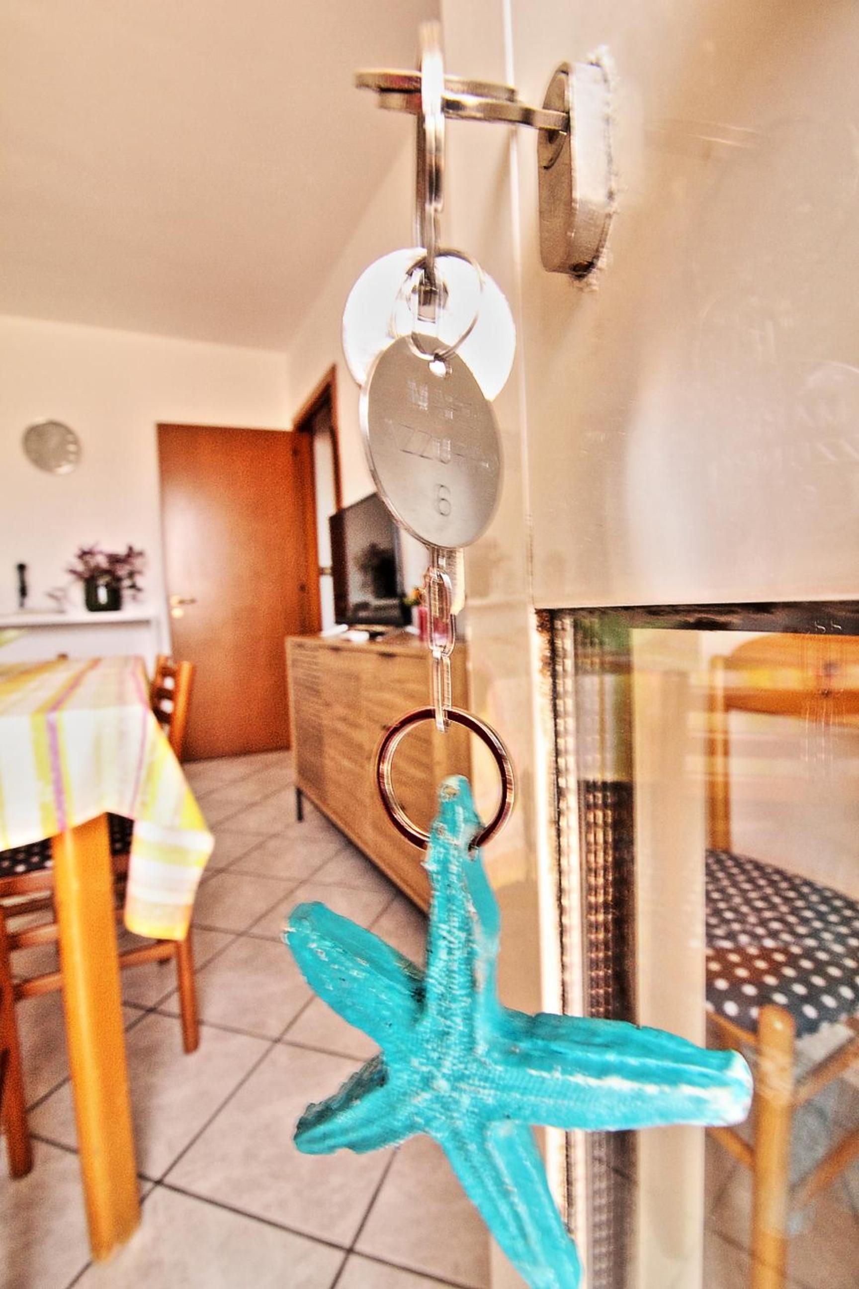 Apartment with Balcony photo 3