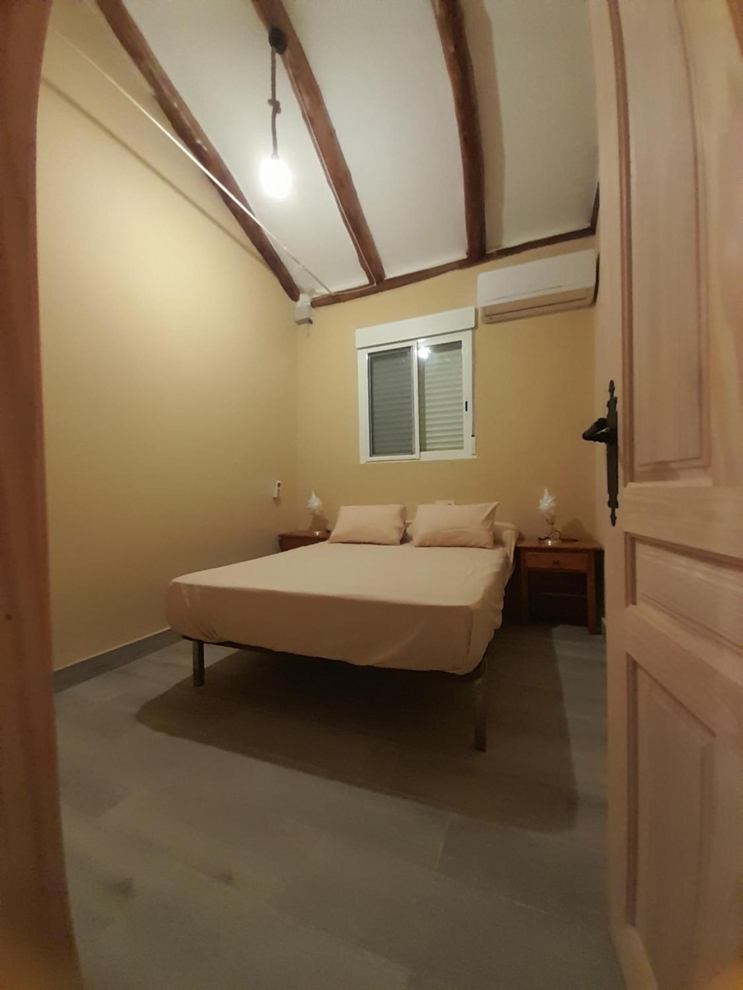 Casa de Seis Habitaciones