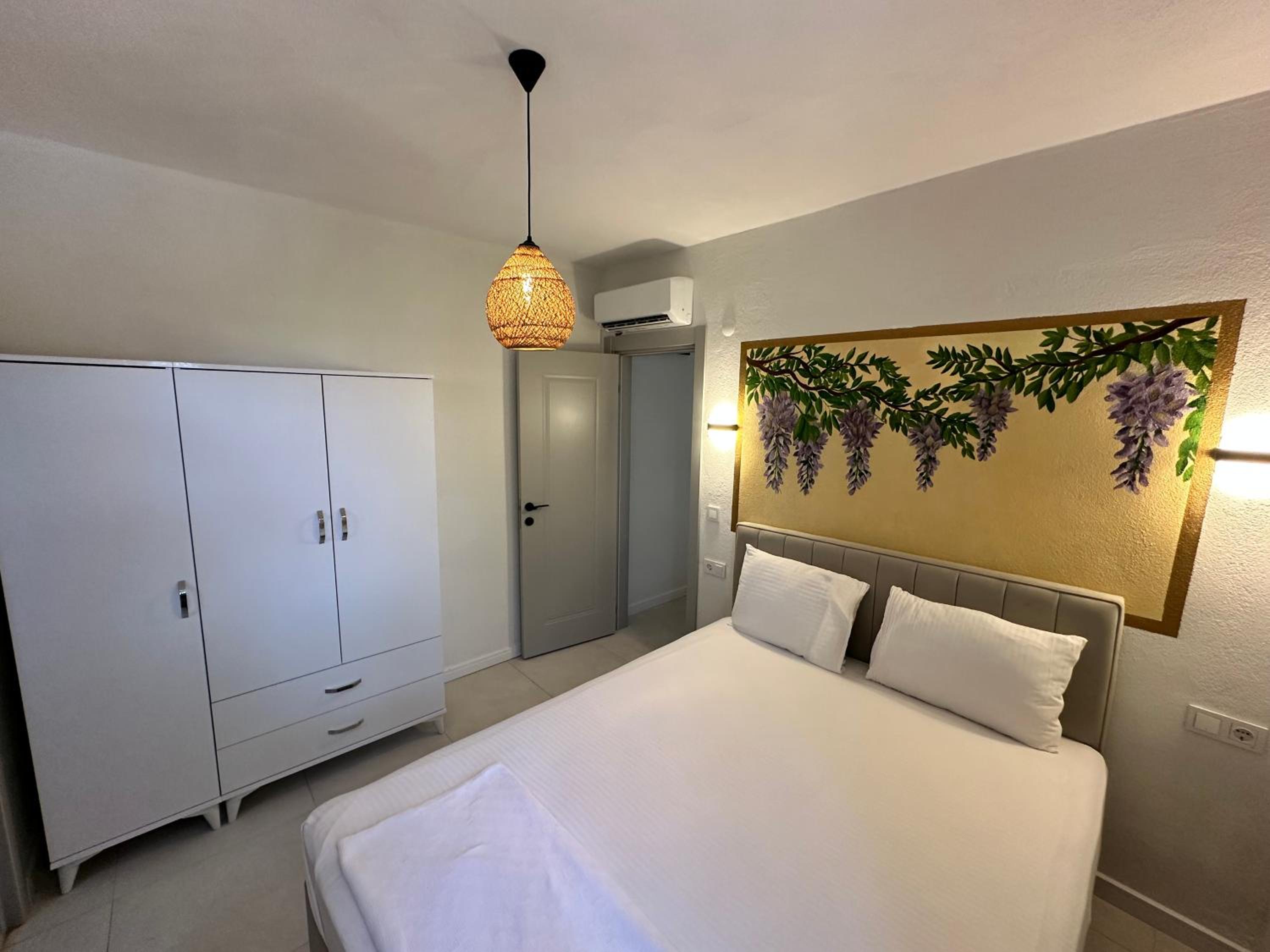 Triple Room with Garden View - Photo 1