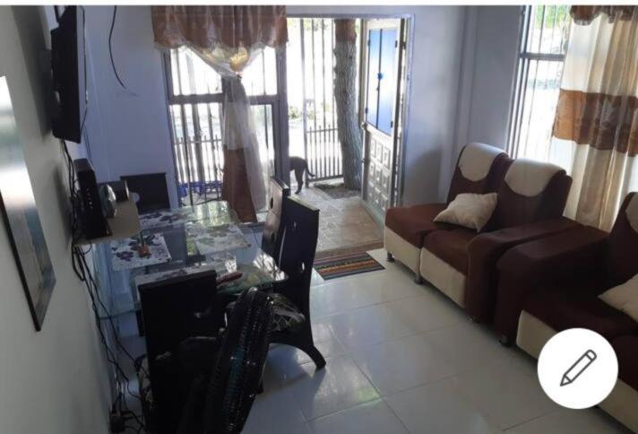 Three-Bedroom House photo 2