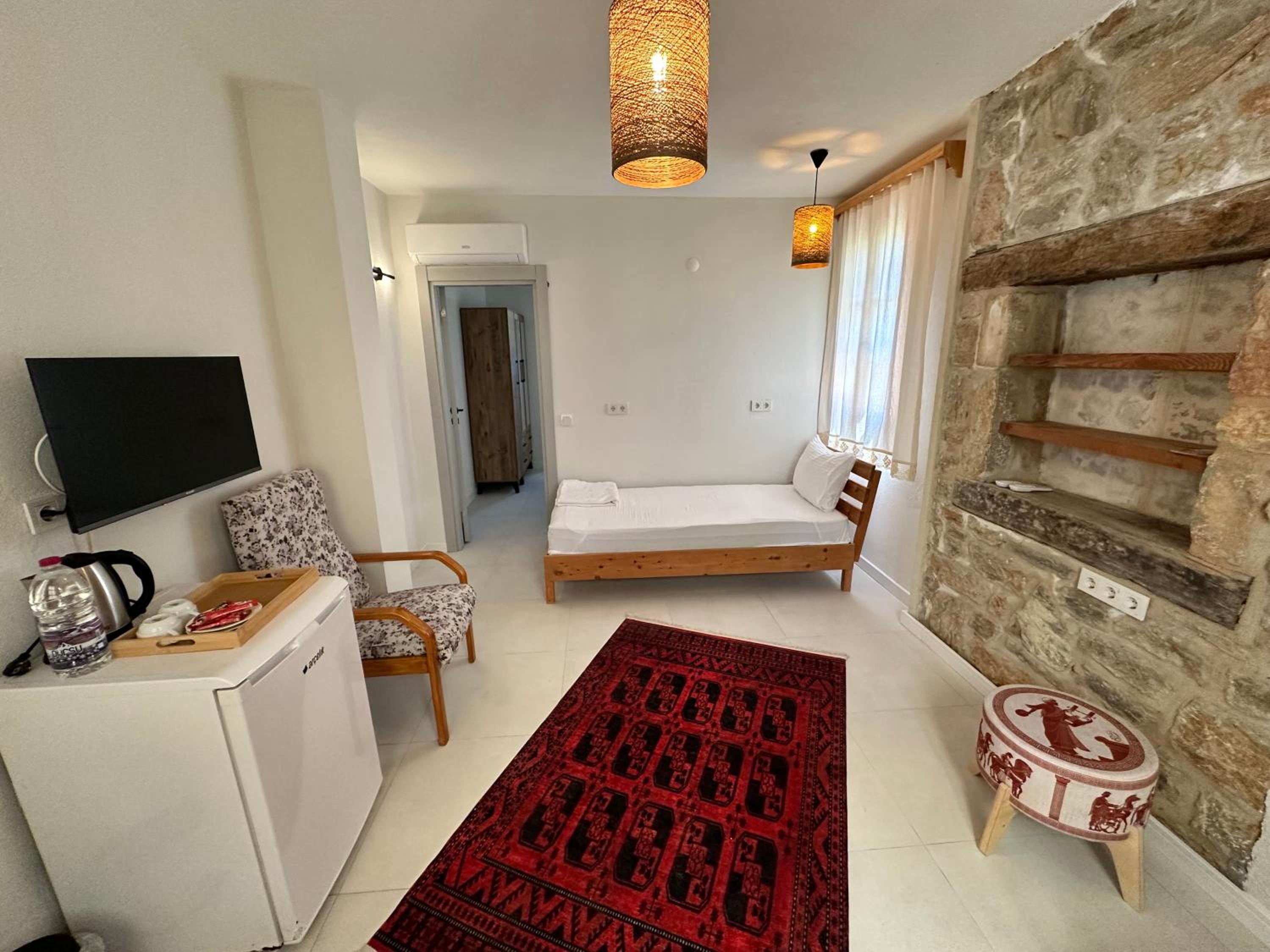 Triple Room with Terrace - Photo 2