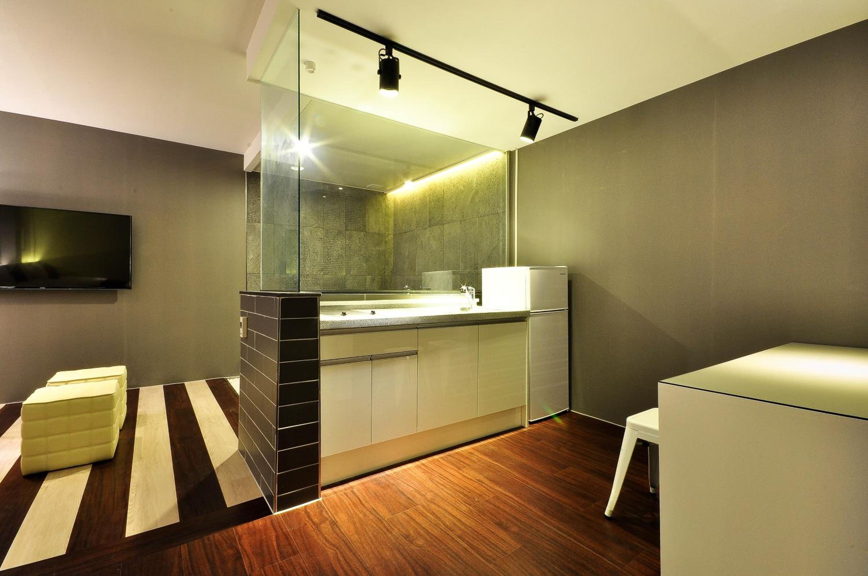 Condo A - Photo 5