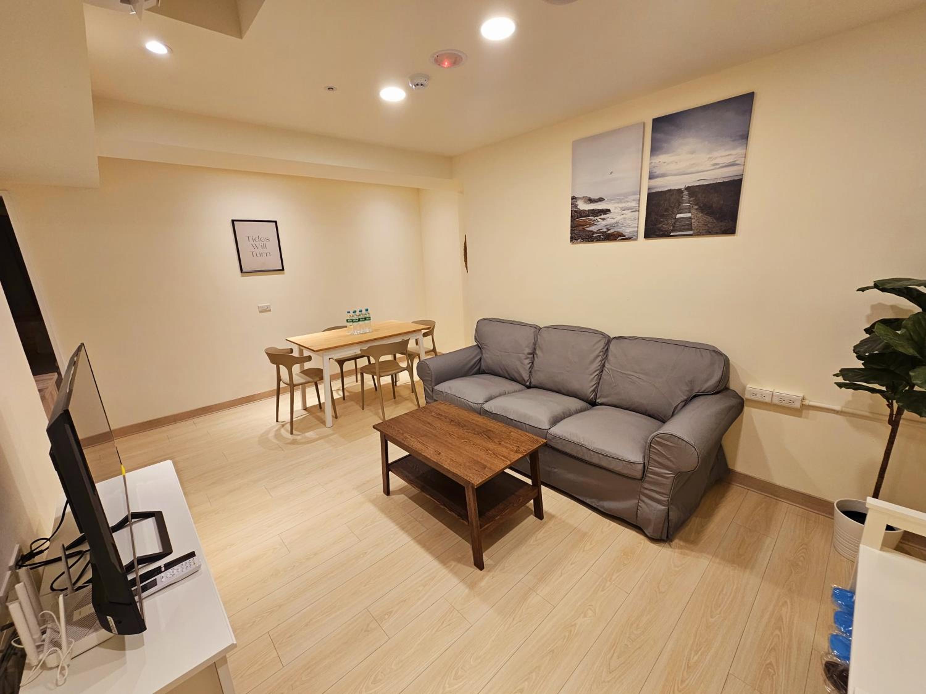 Five-Bedroom Apartment