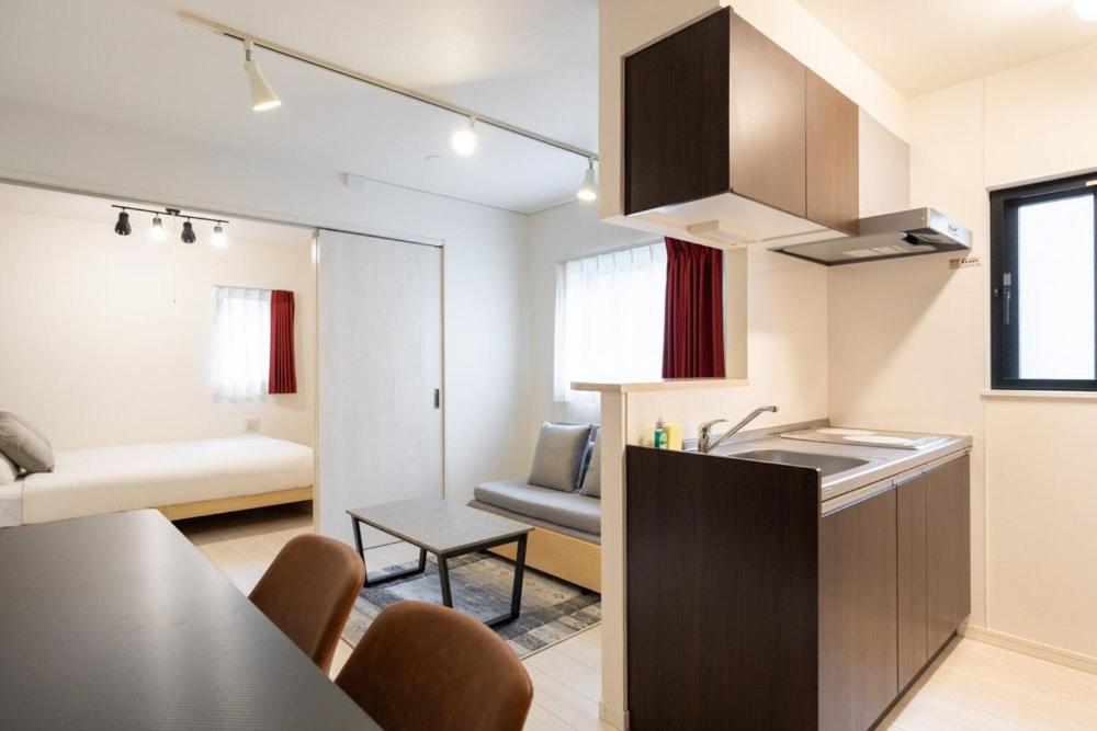 One-Bedroom Apartment photo 3