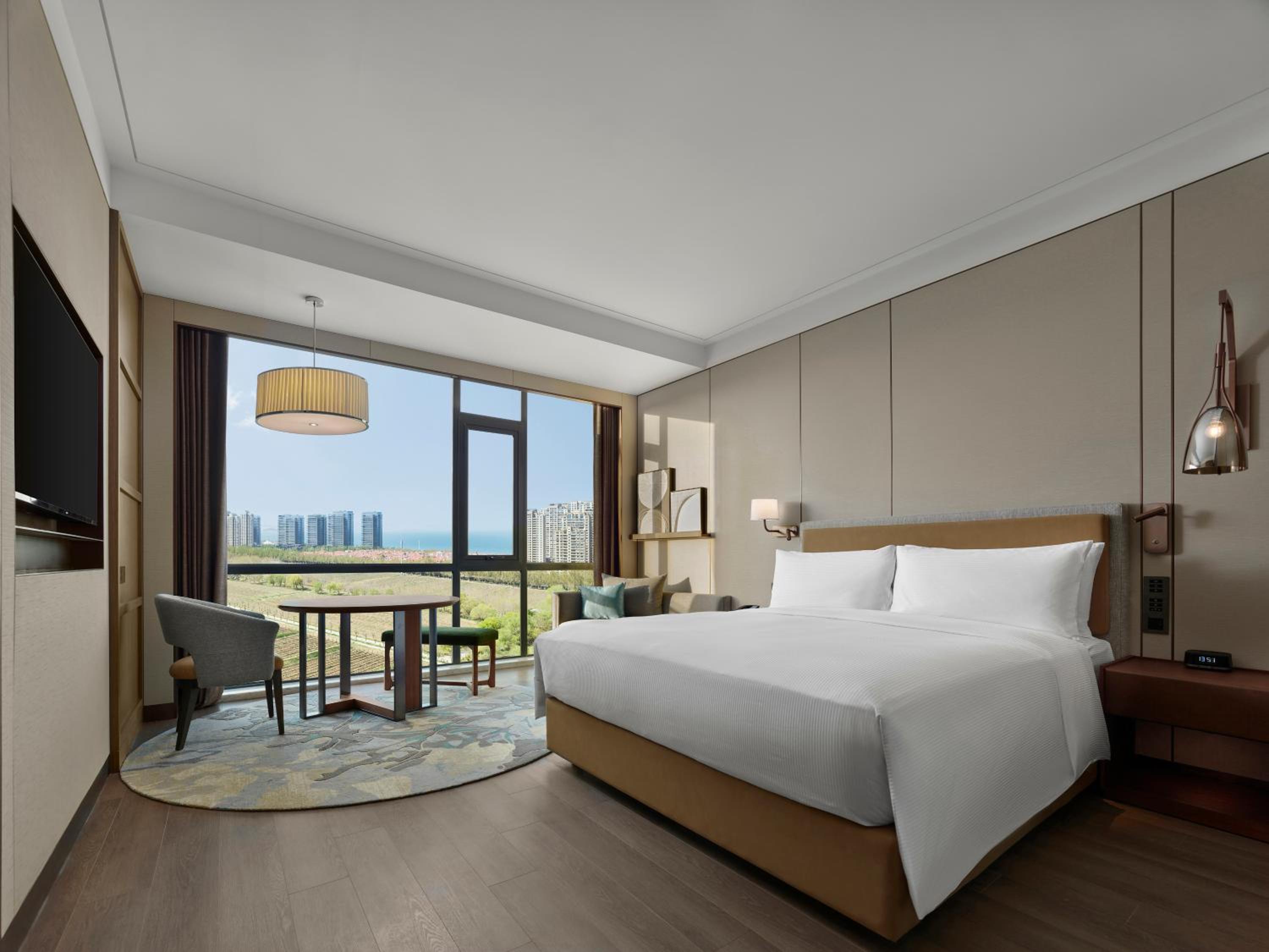 Premier King Room with Sea View