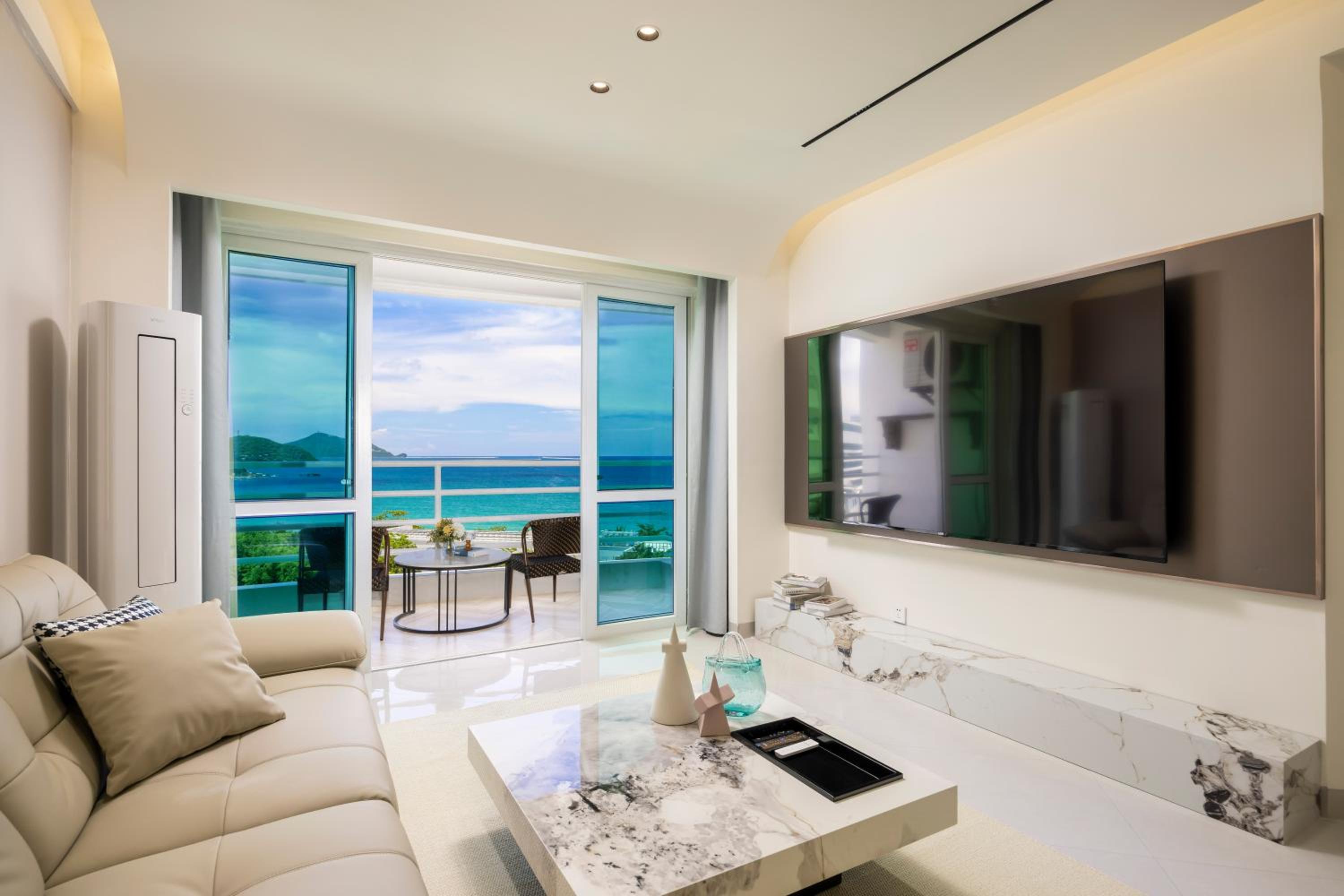 Apartment with Sea View - Photo 28