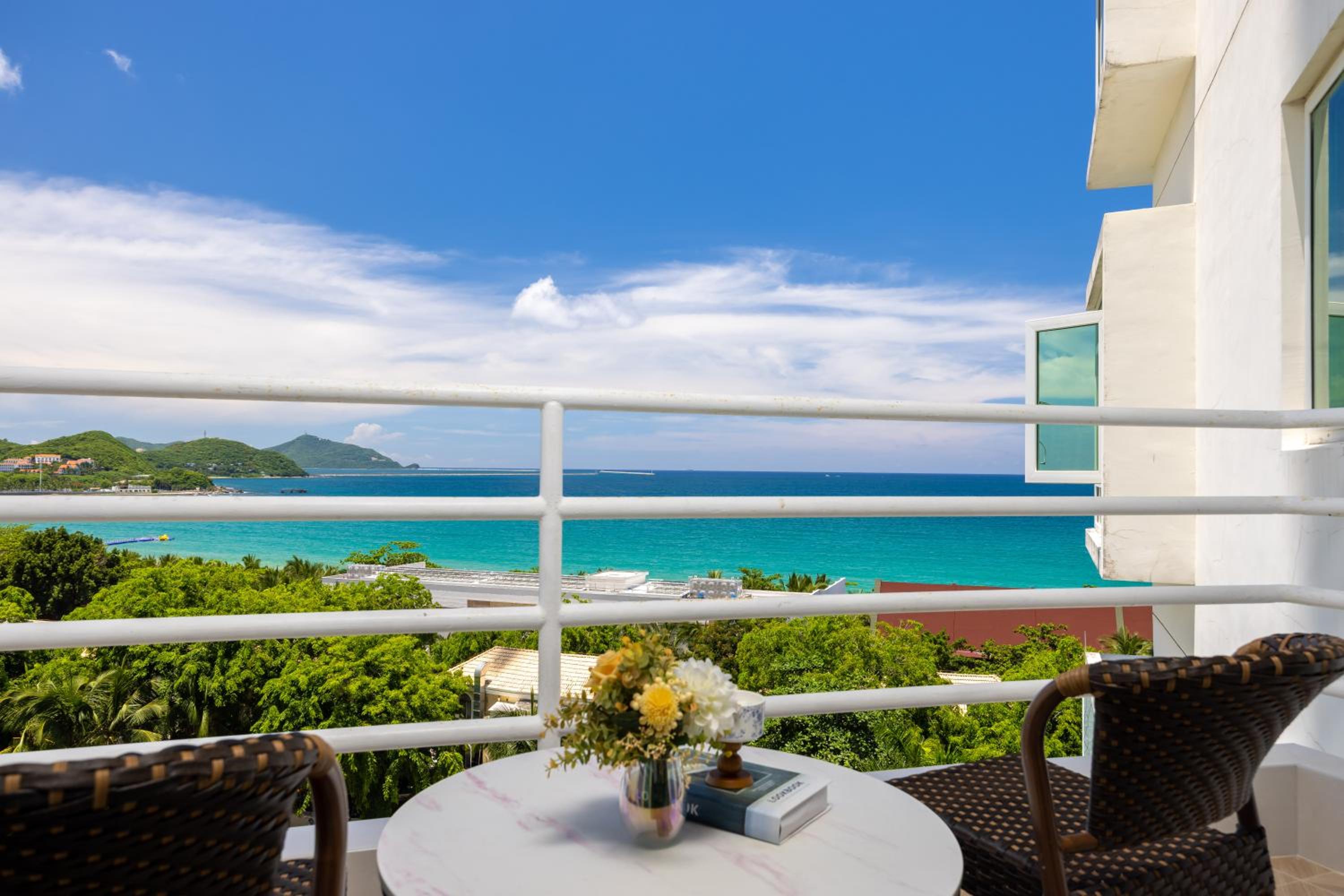 Apartment with Sea View - Photo 15