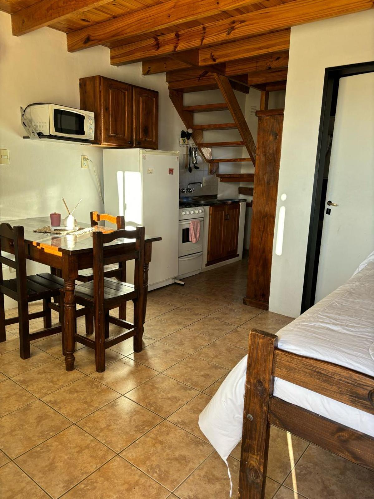 Apartment - Split Level photo 2