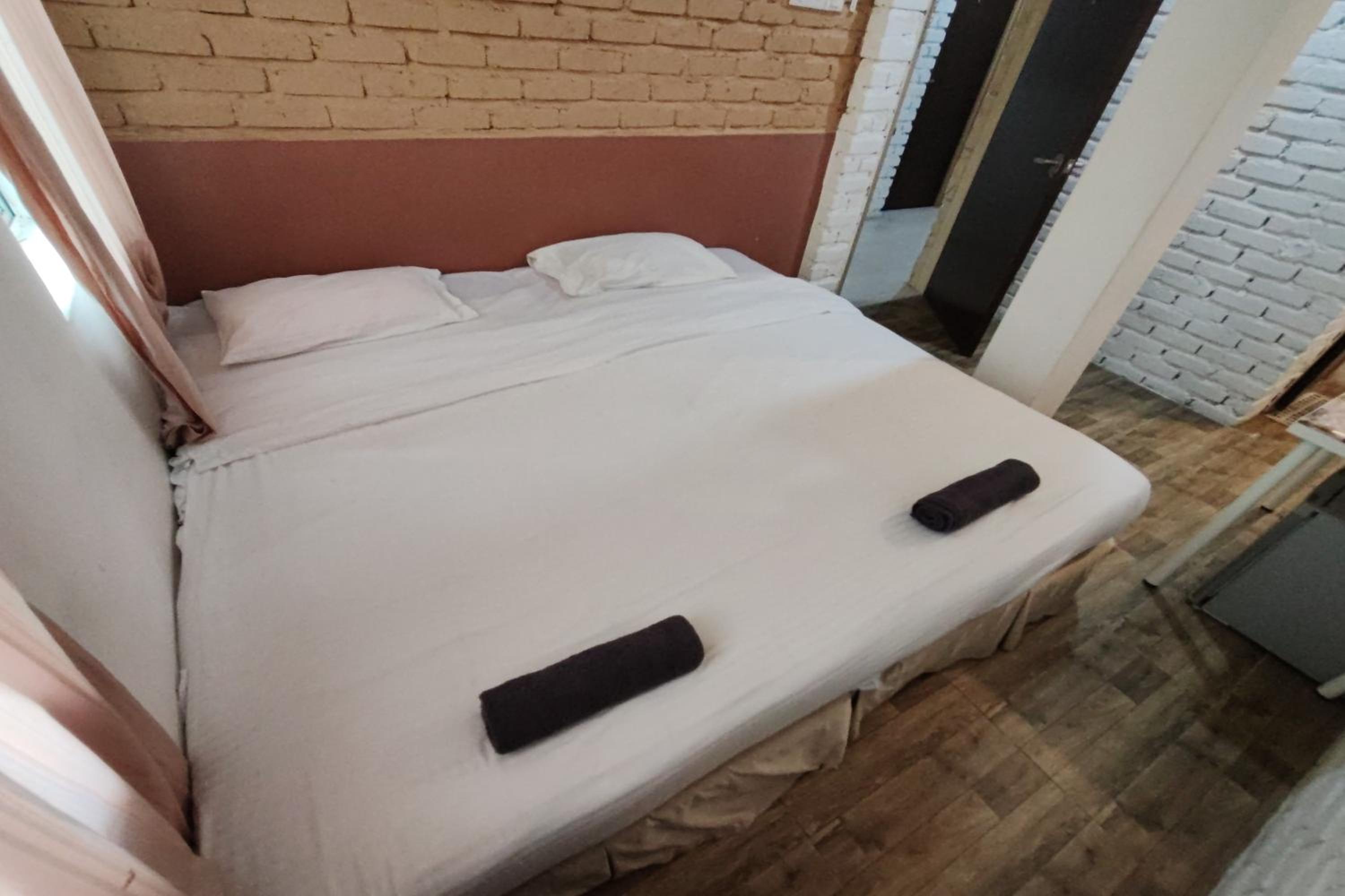 Deluxe King Room - Photo 4