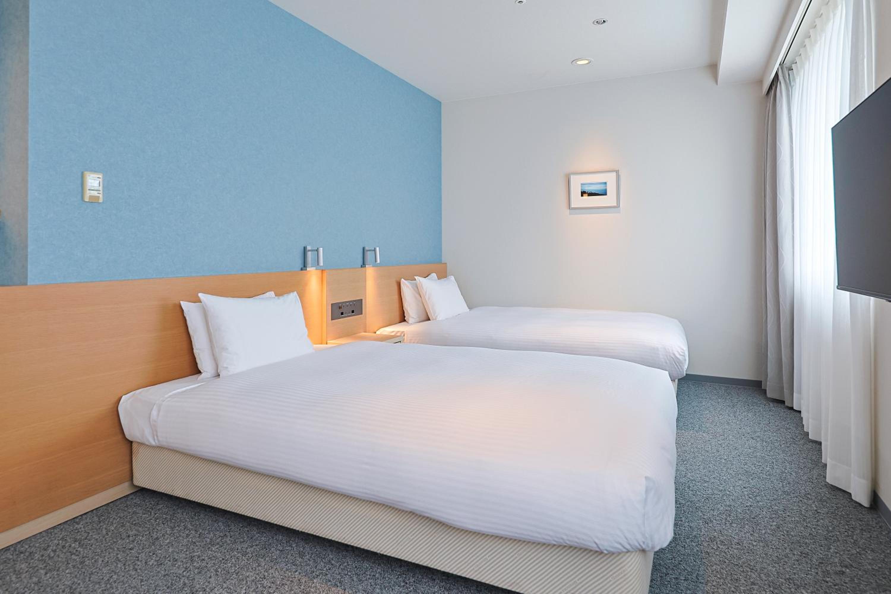 Deluxe Twin Room (2 Adults) - Non-Smoking - Photo 5