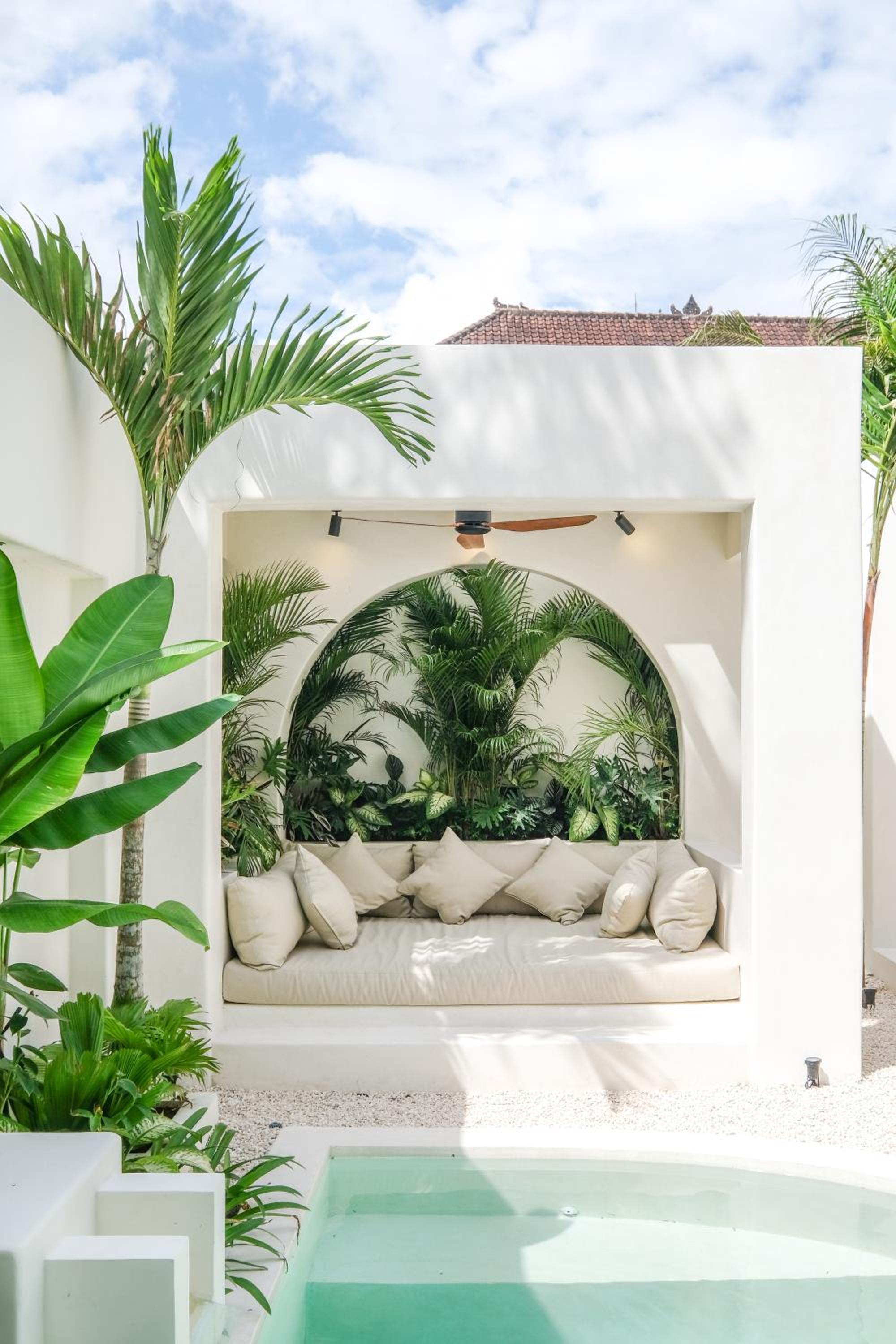 Villa with Private Pool photo 2