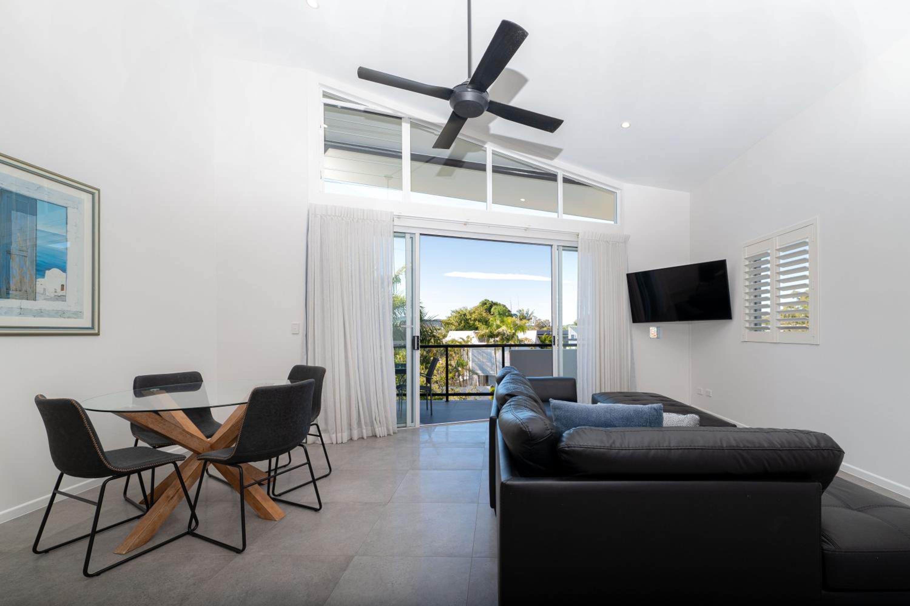 One-Bedroom Apartment - Photo 49