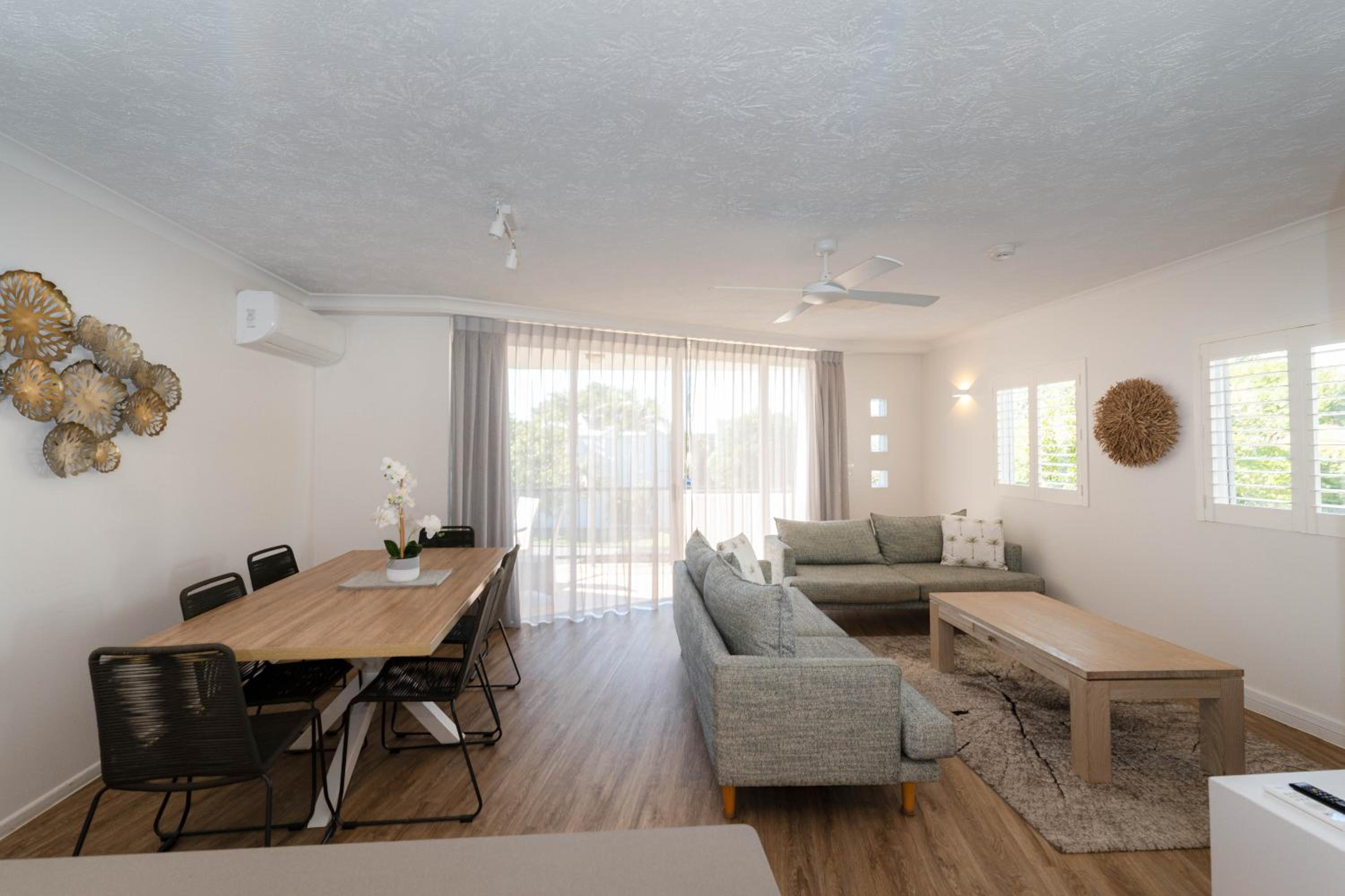 One-Bedroom Apartment - Photo 43
