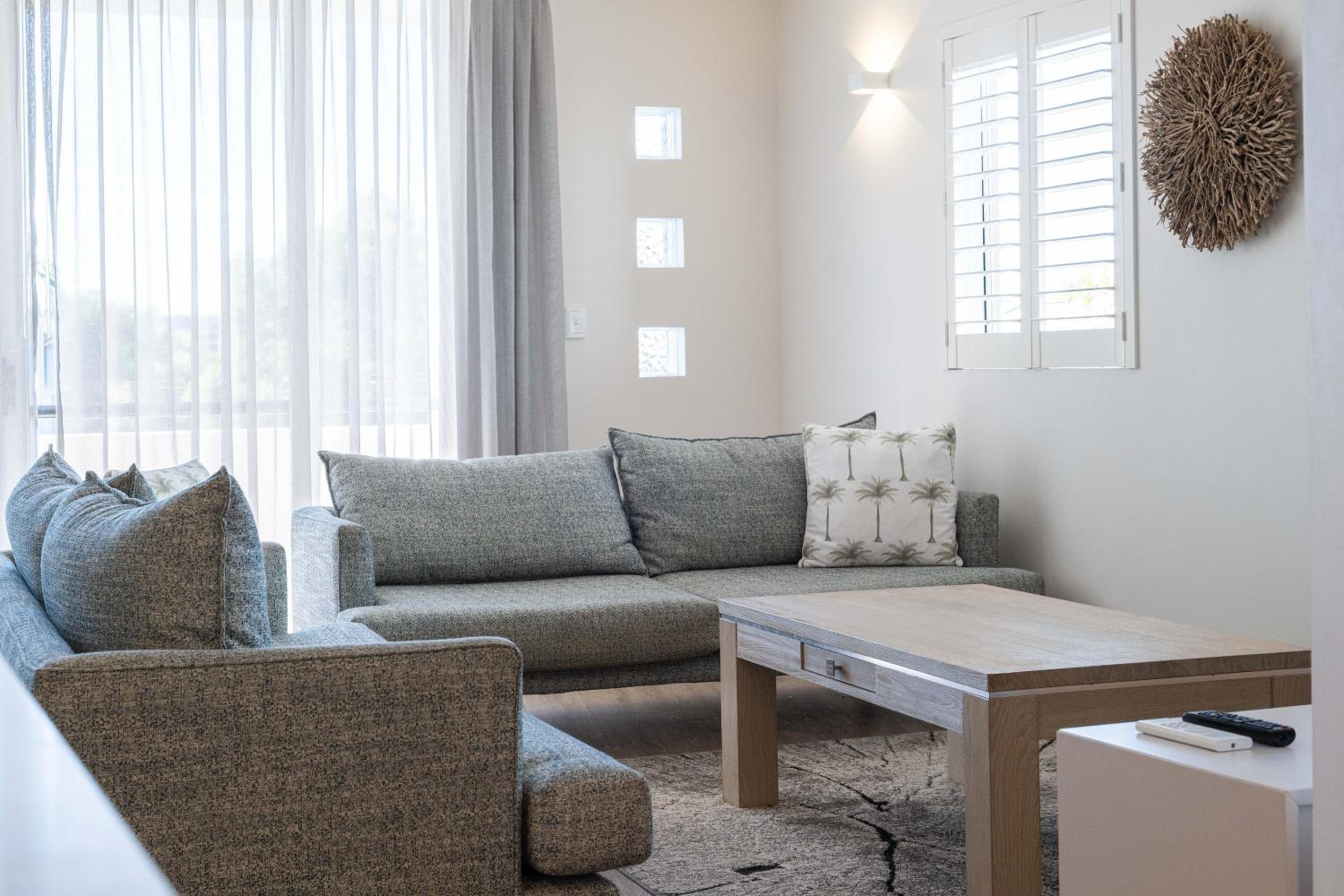 One-Bedroom Apartment - Photo 31