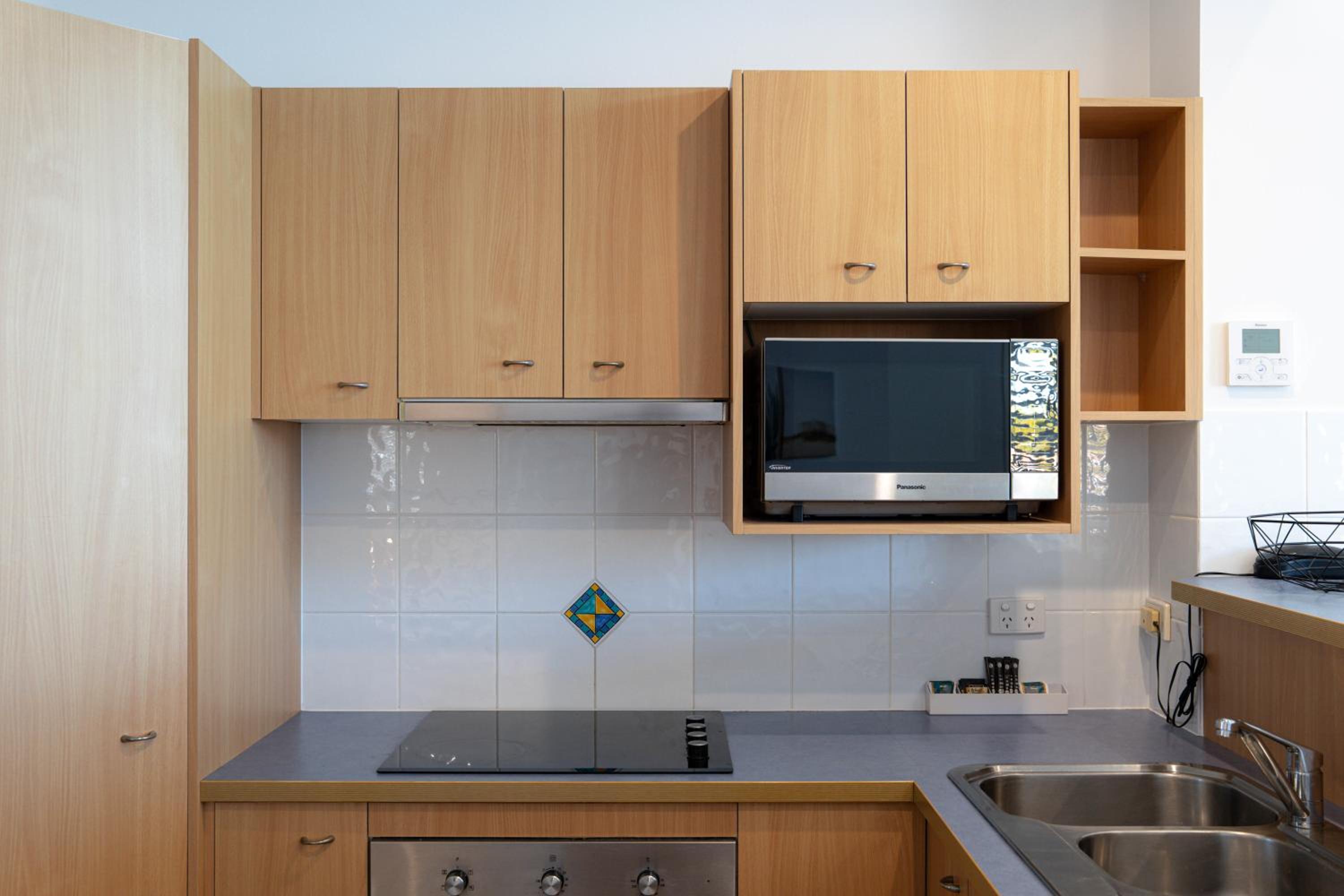 One-Bedroom Apartment - Photo 25