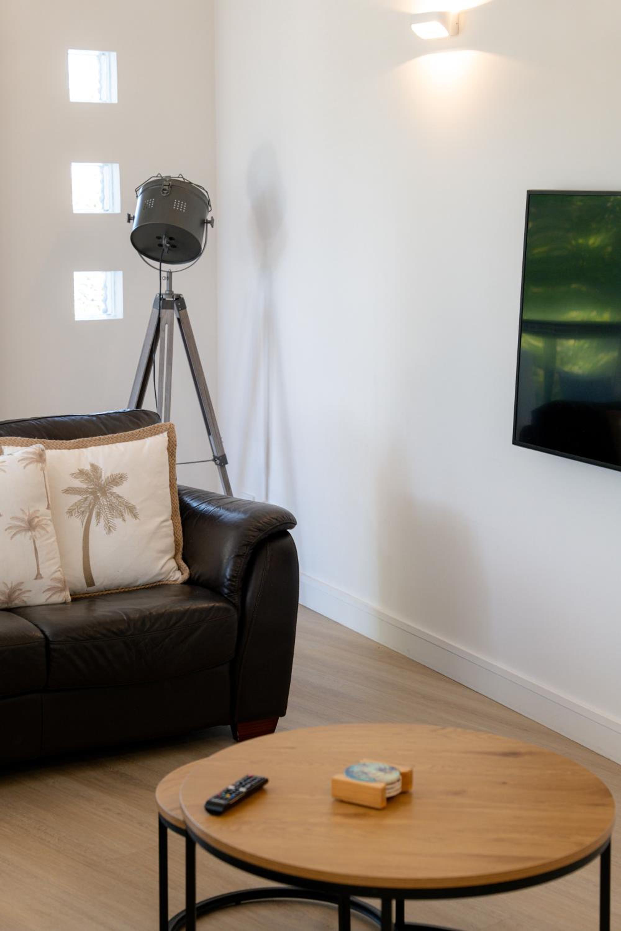One-Bedroom Apartment - Photo 19