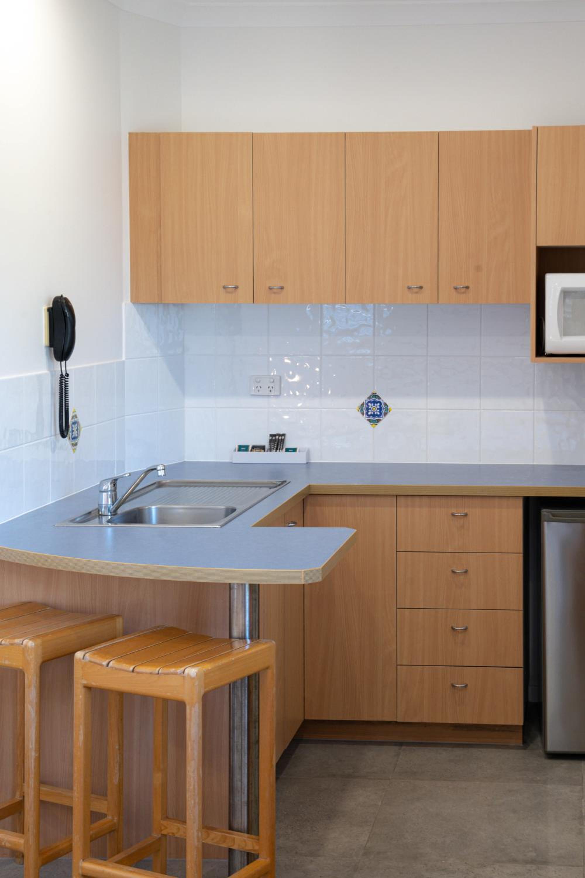 Studio Apartment - Photo 44