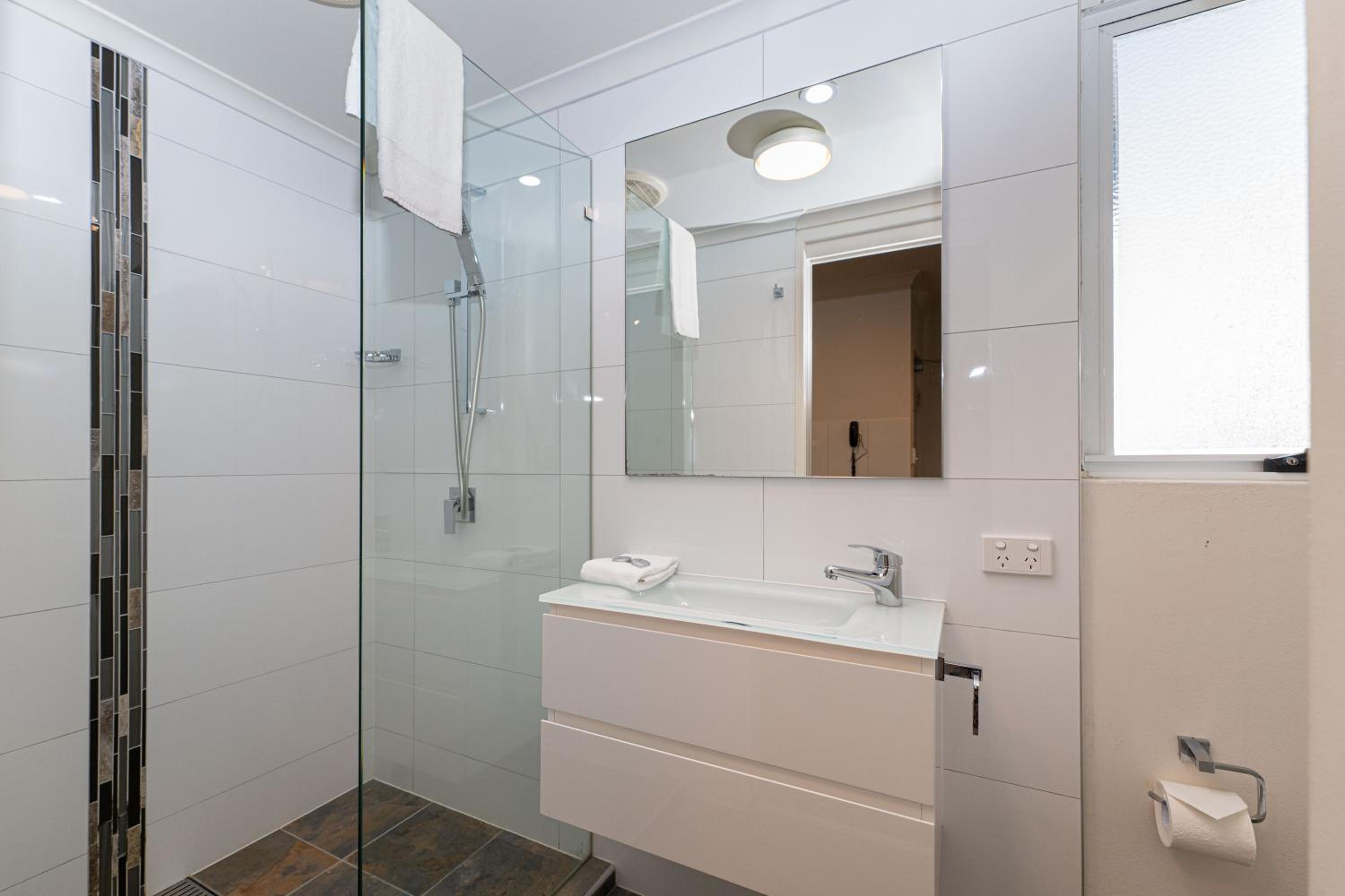 Two-Bedroom Apartment - Photo 13