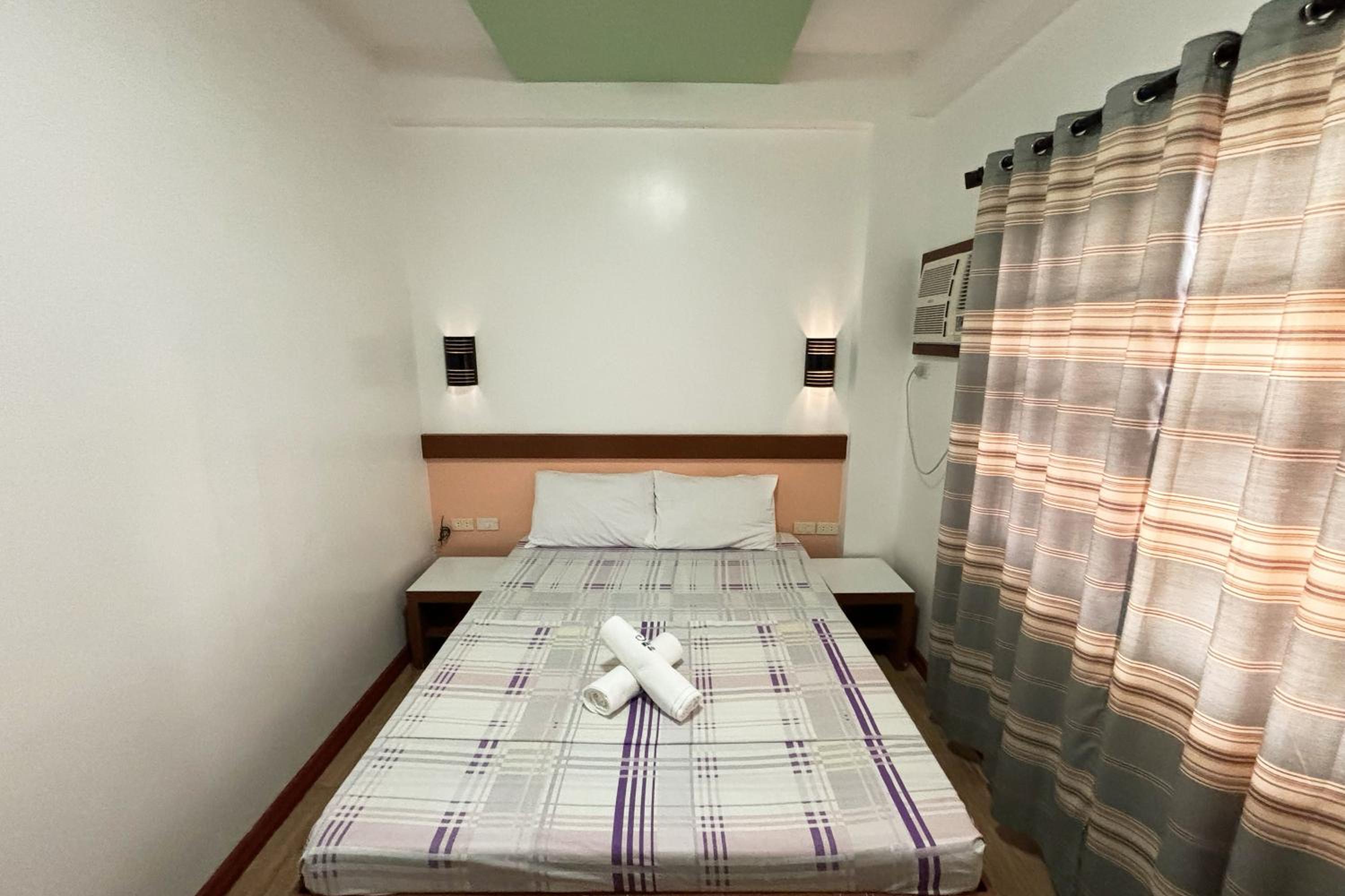 Deluxe Double Room - Photo 7