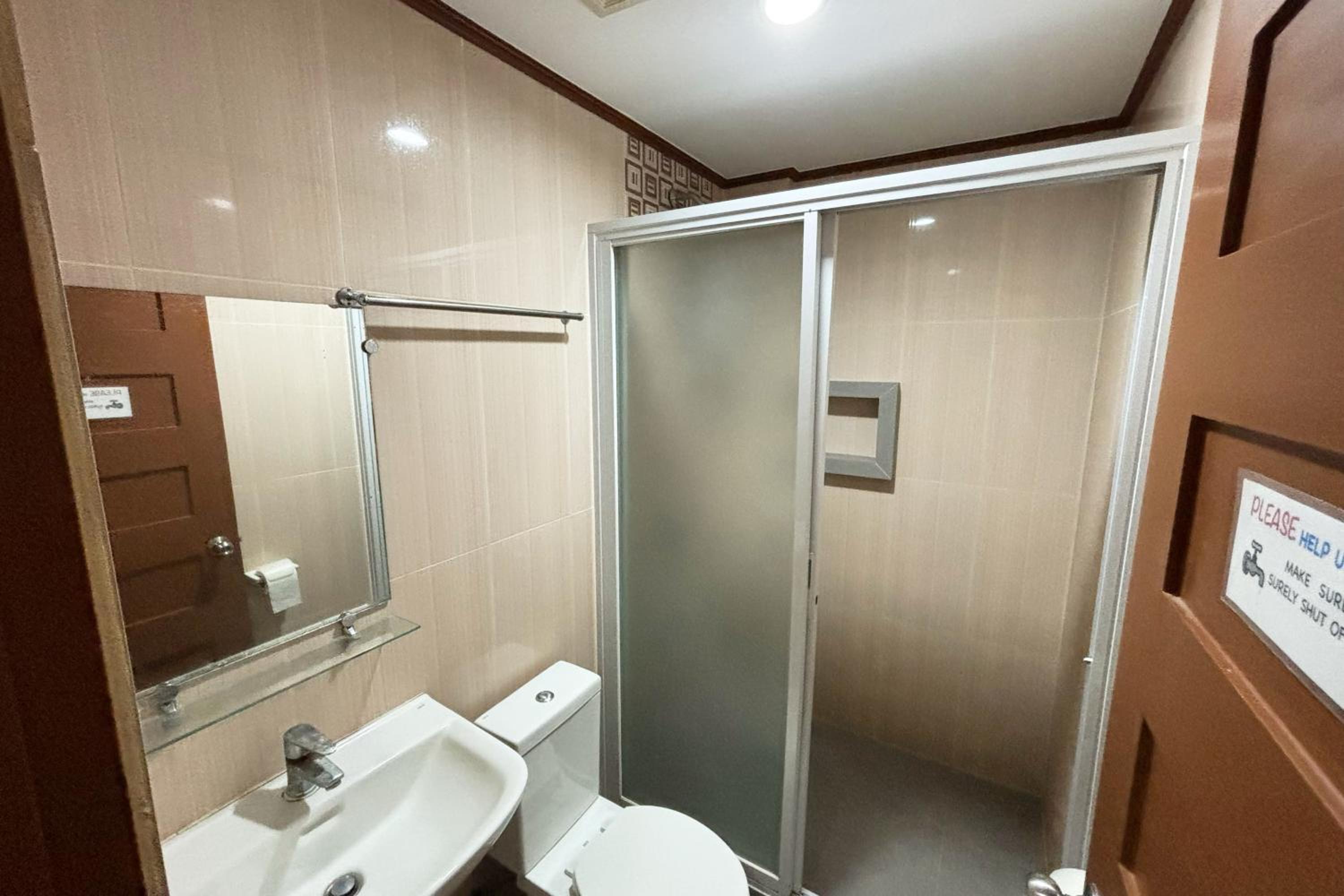 Deluxe Double Room - Photo 15