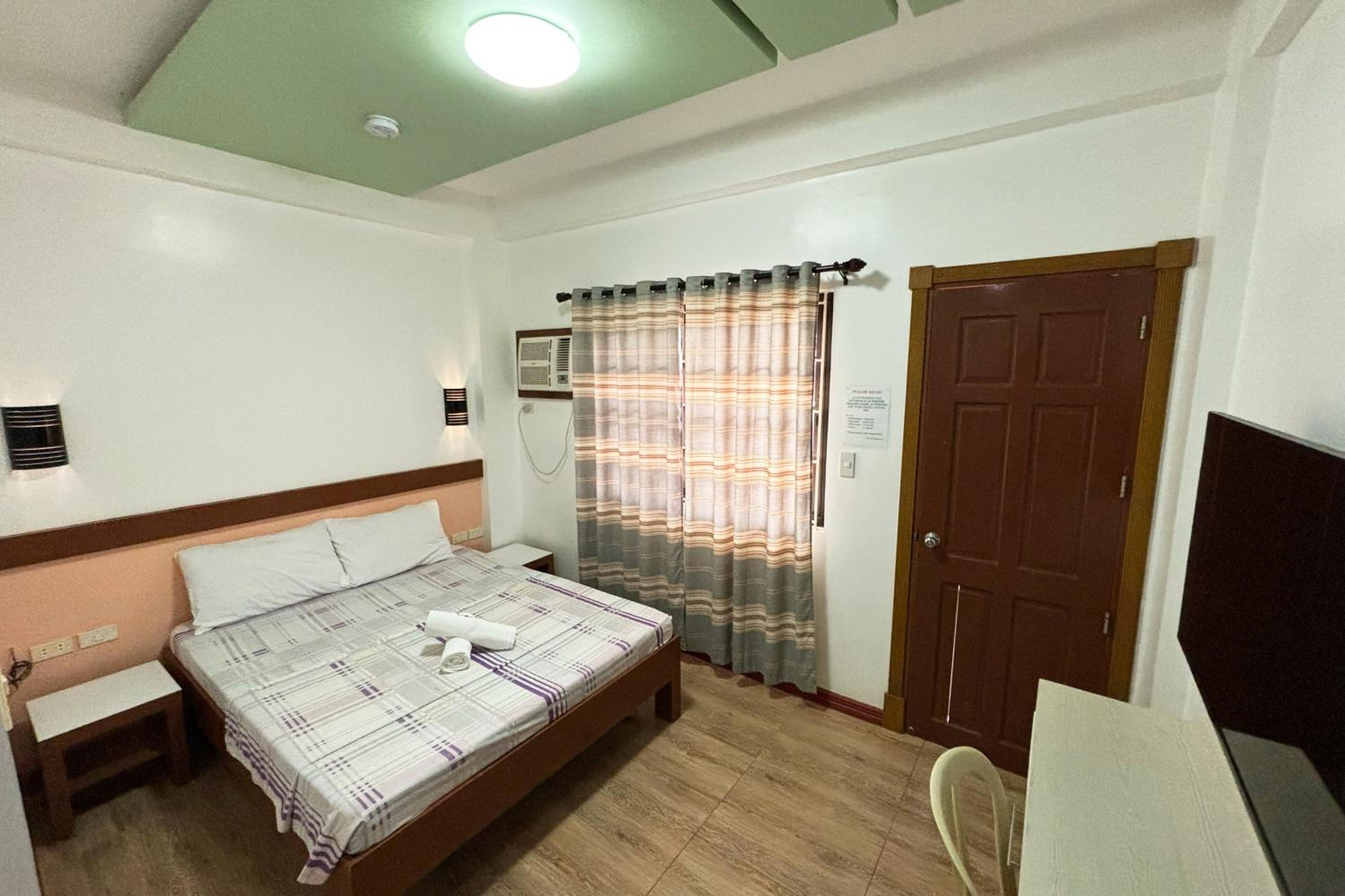 Deluxe Double Room - Photo 1