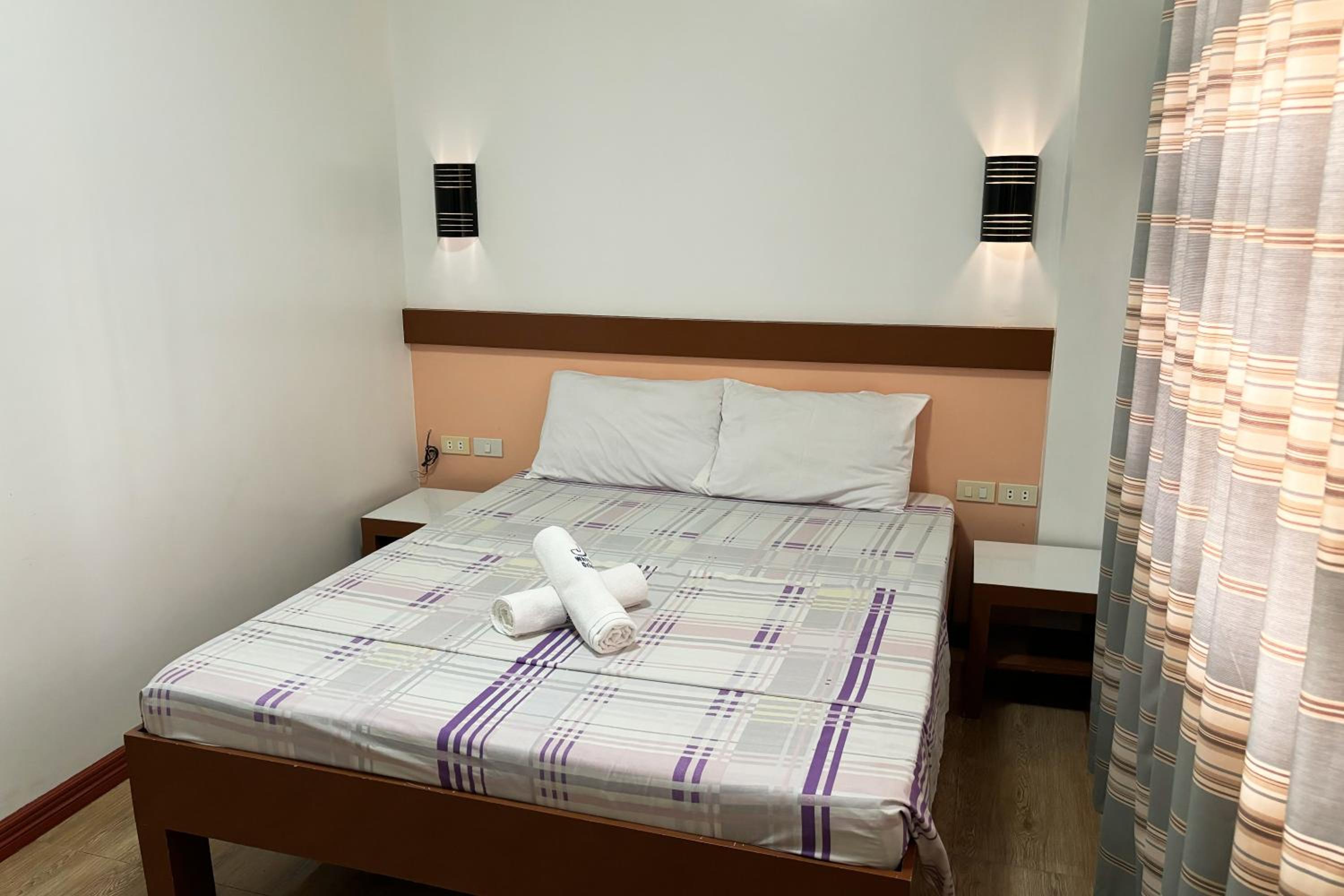 Deluxe Double Room - Photo 17
