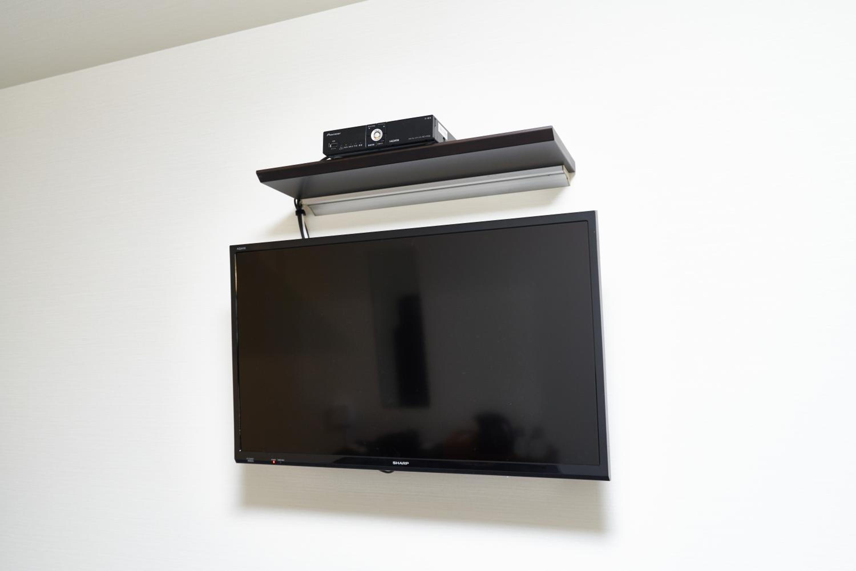 Standard Family Room - Photo 19