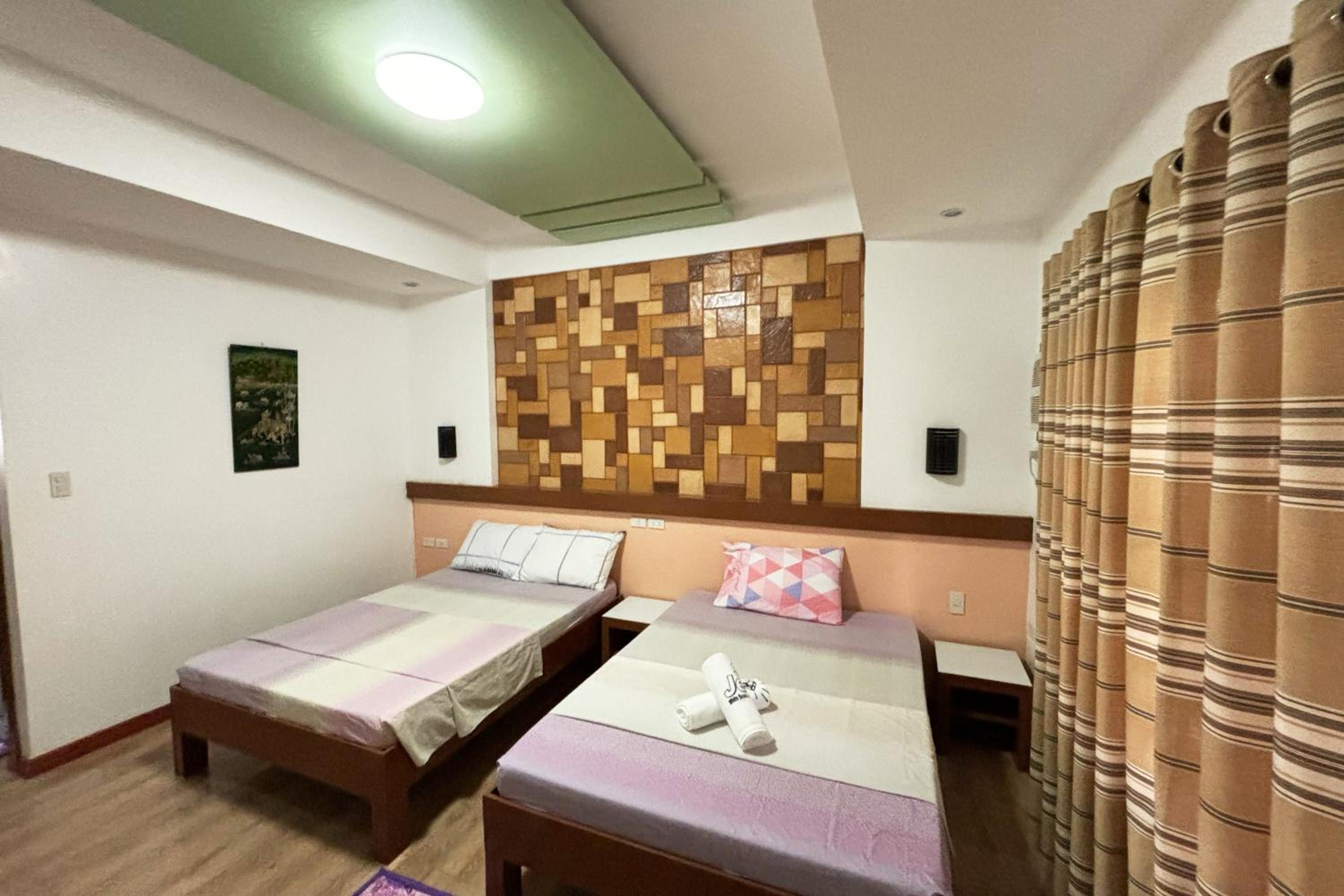 Standard Quadruple Room - Photo 4