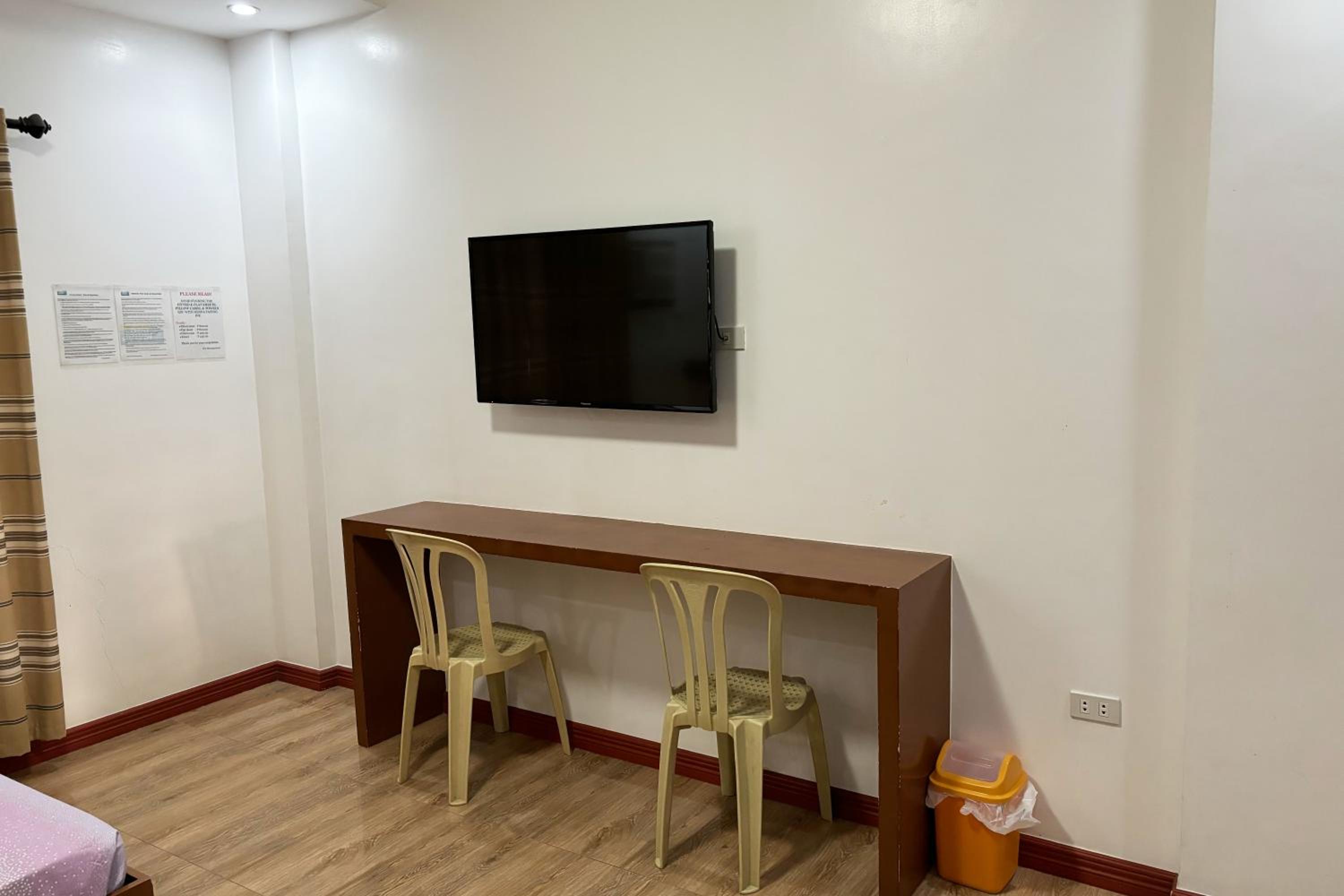 Standard Quadruple Room - Photo 10