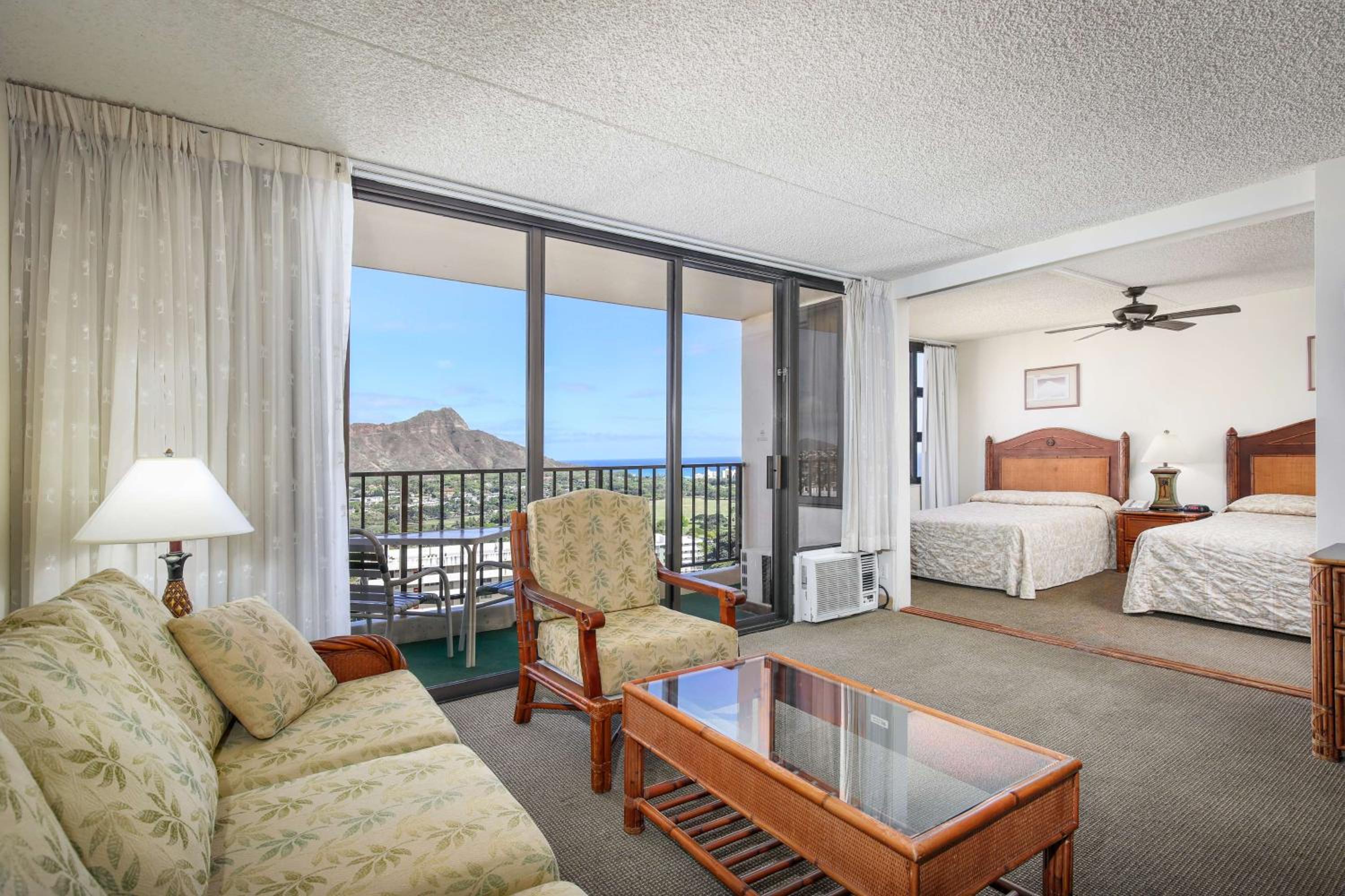 One-Bedroom Suite with Ocean View - Photo 1