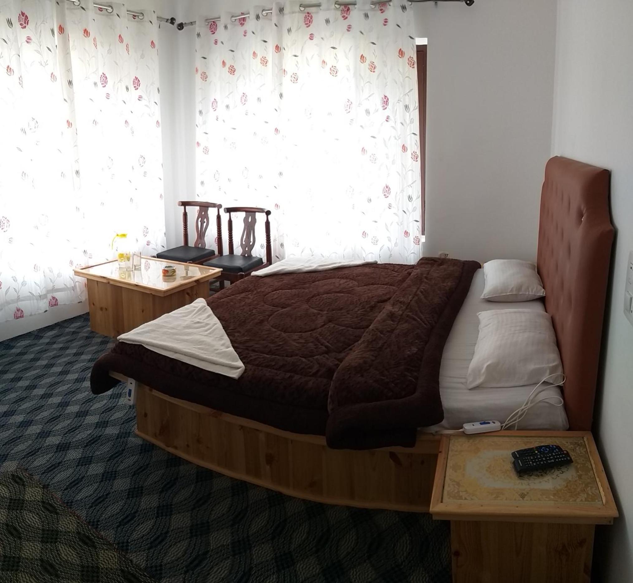 Deluxe Double Room photo 3