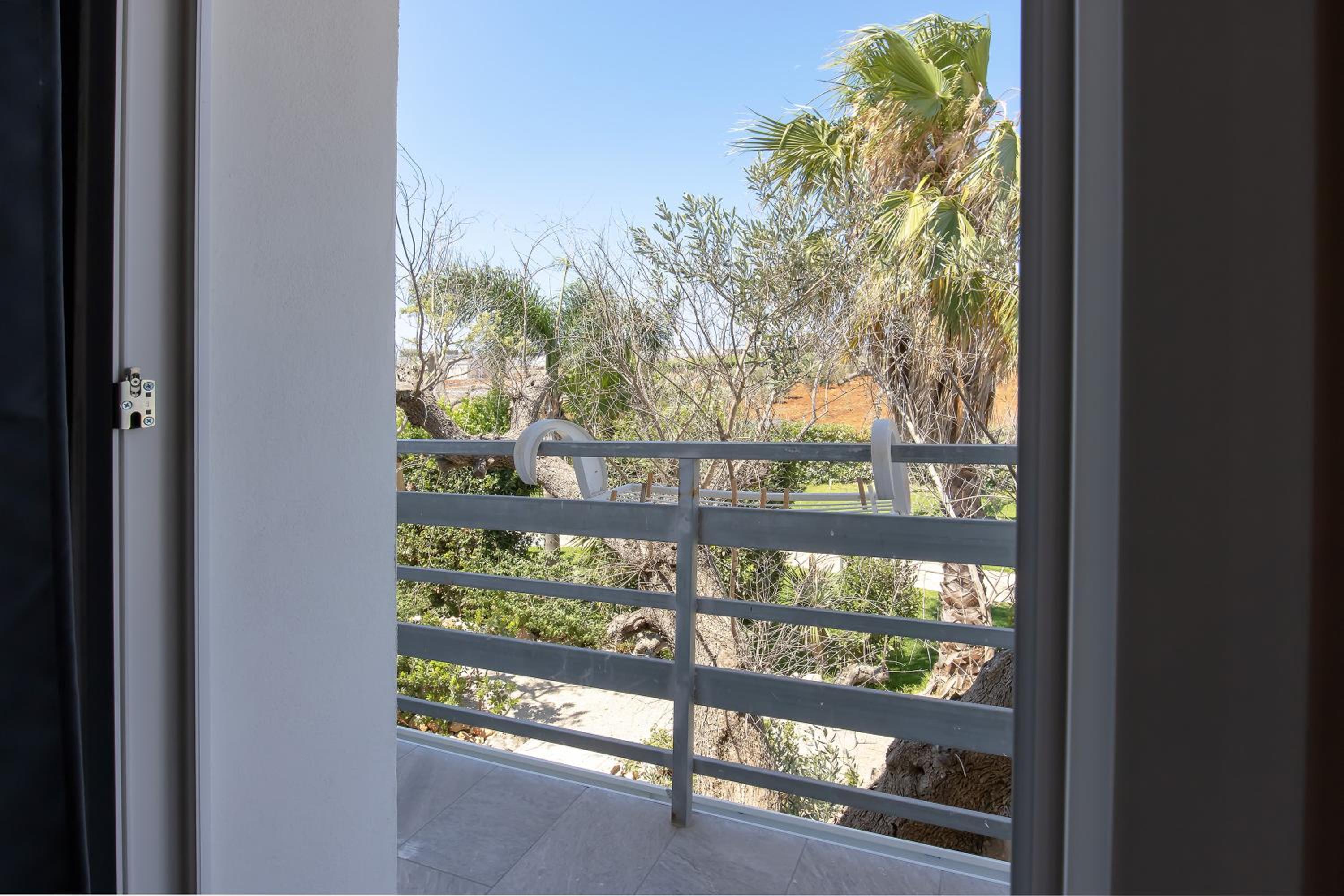Family Suite with Balcony photo 3