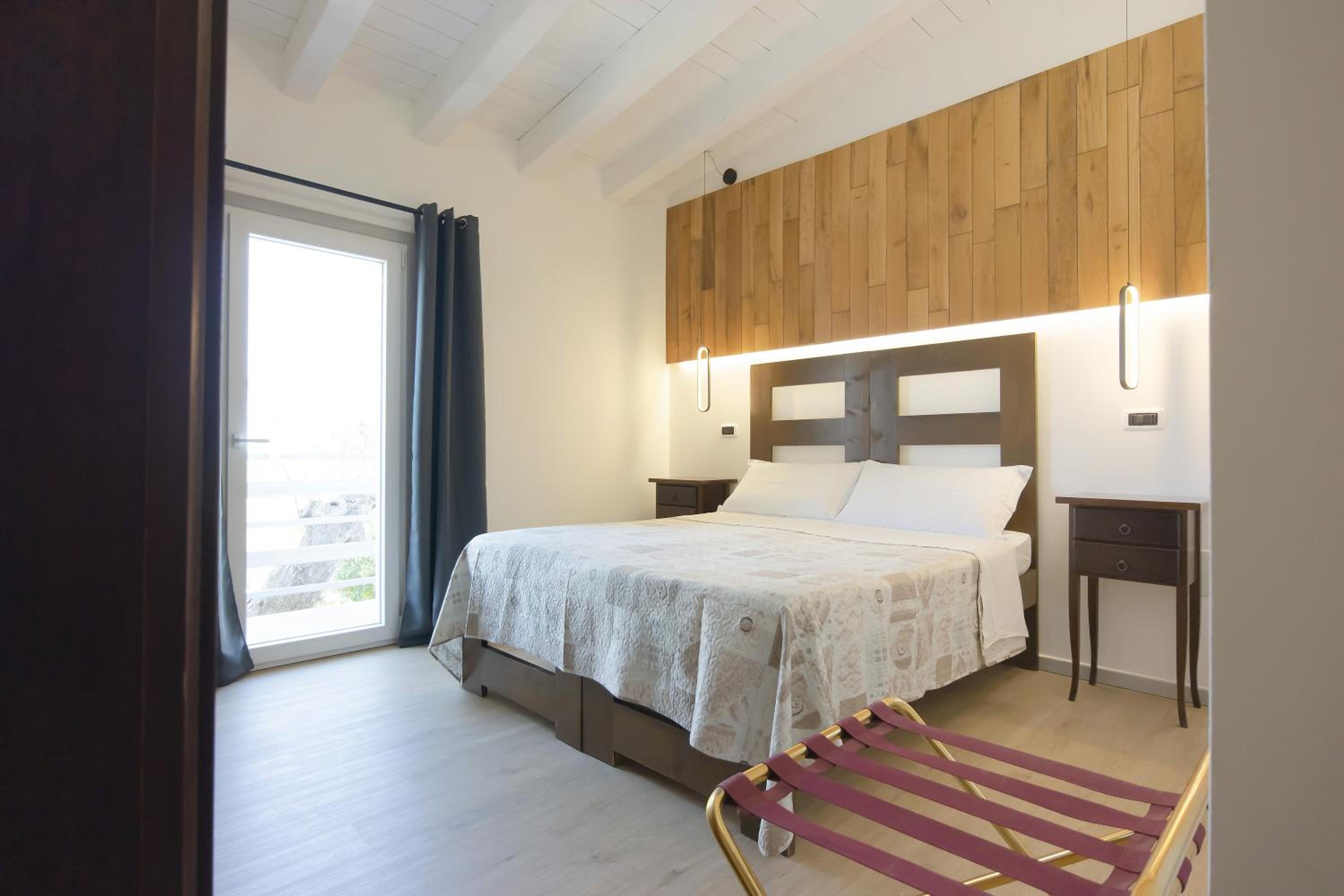 Double or Twin Room with Balcony photo 3
