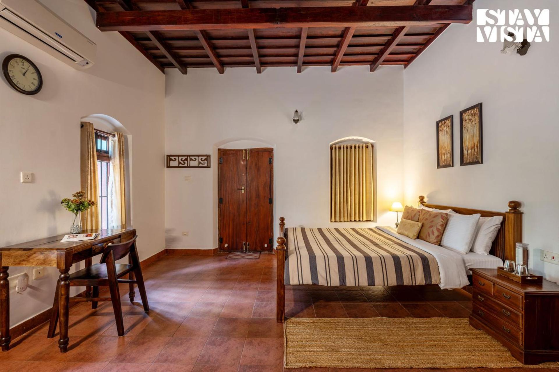 Villa photo 1