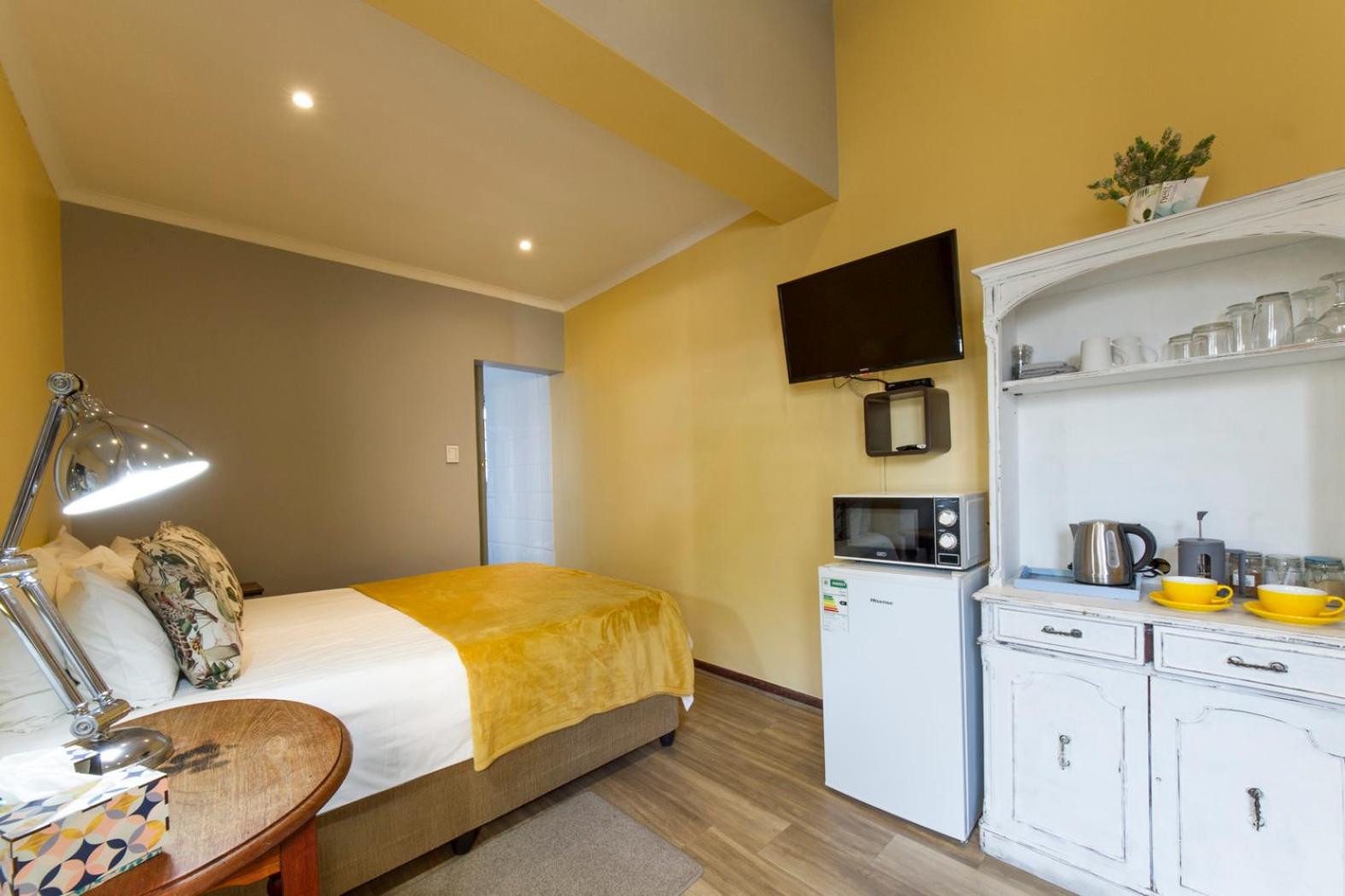 Deluxe Queen Room - Photo 3