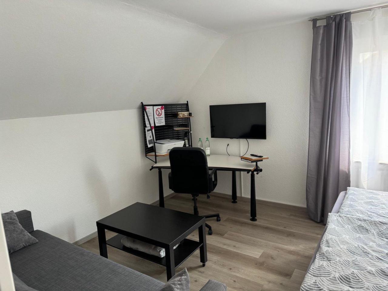 One-Bedroom Apartment photo 3
