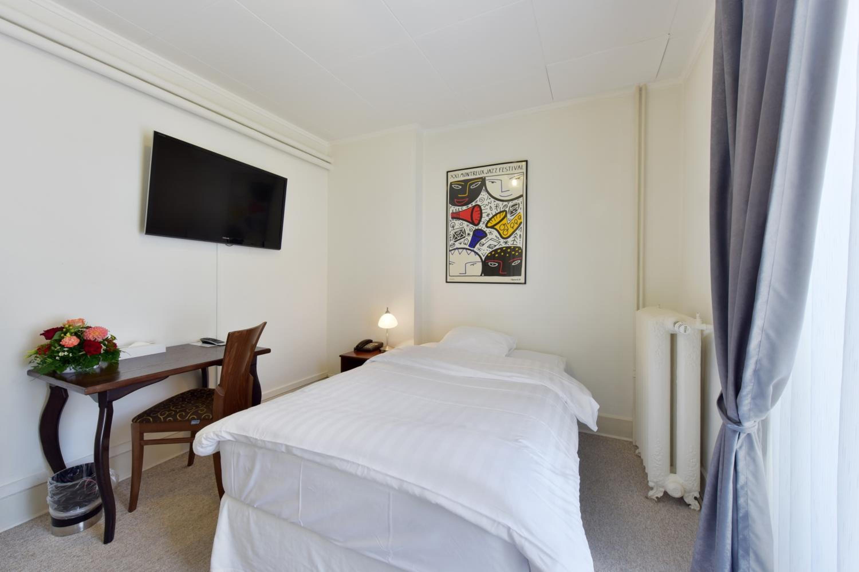 Single Room photo 2