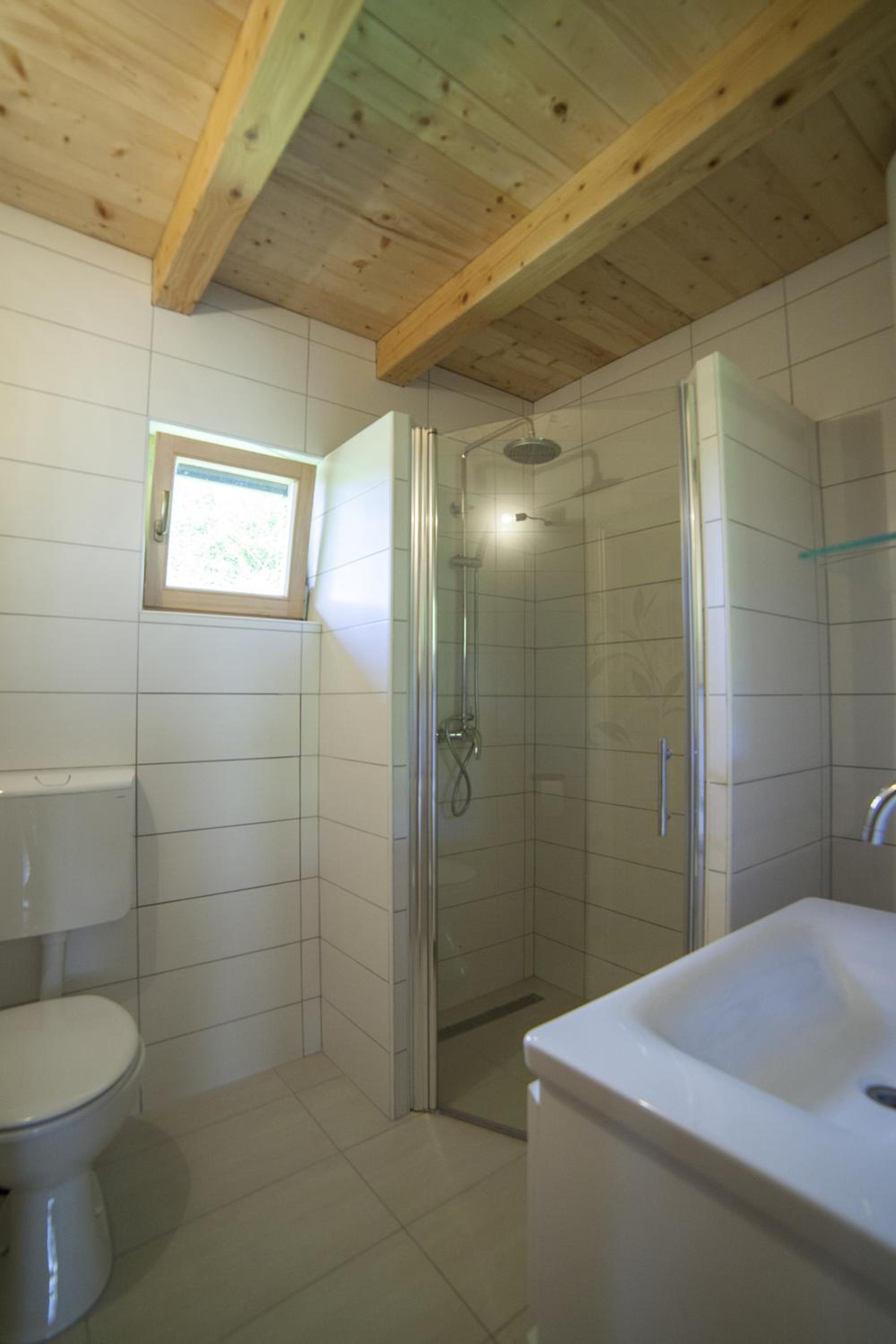 Two-Bedroom Holiday Home - Photo 19
